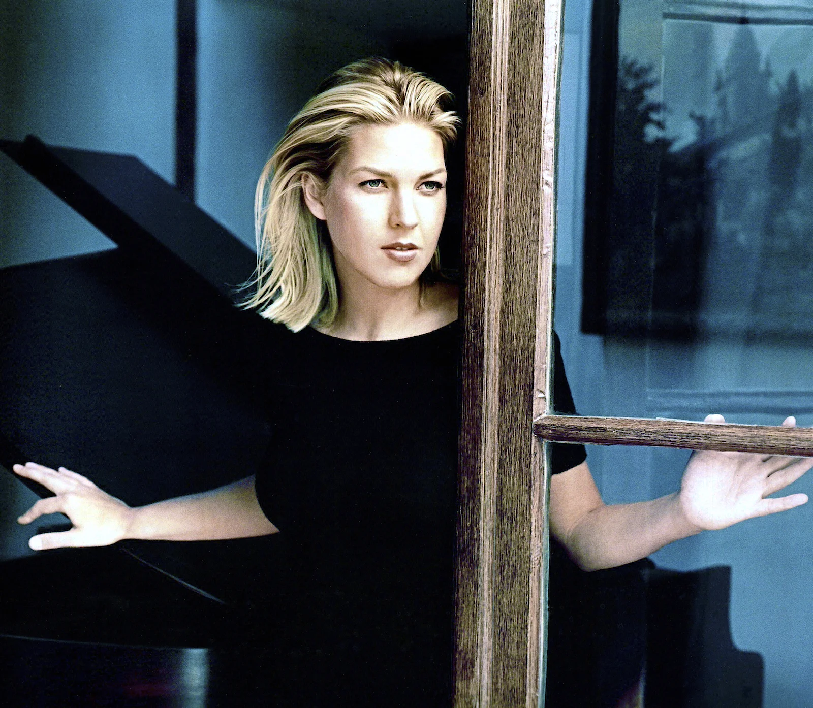 Diana Krall with Clint Eastwood’s piano, also a jazz enthusiast.