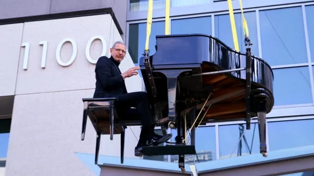 Apartments.com "Movin' On" BTS 