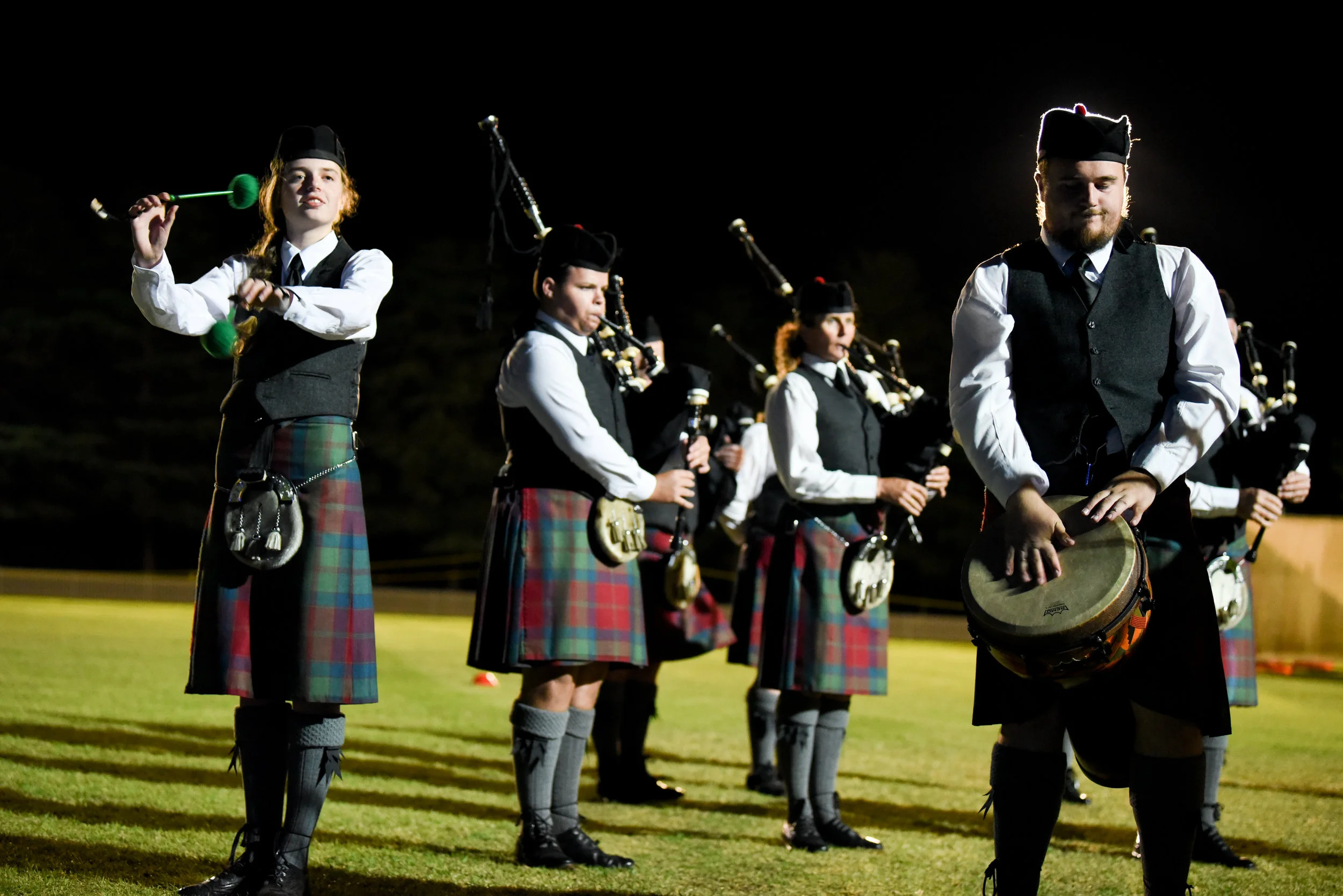 Tattoo crowd bagpipes scottish music dance fun SA 091.jpg