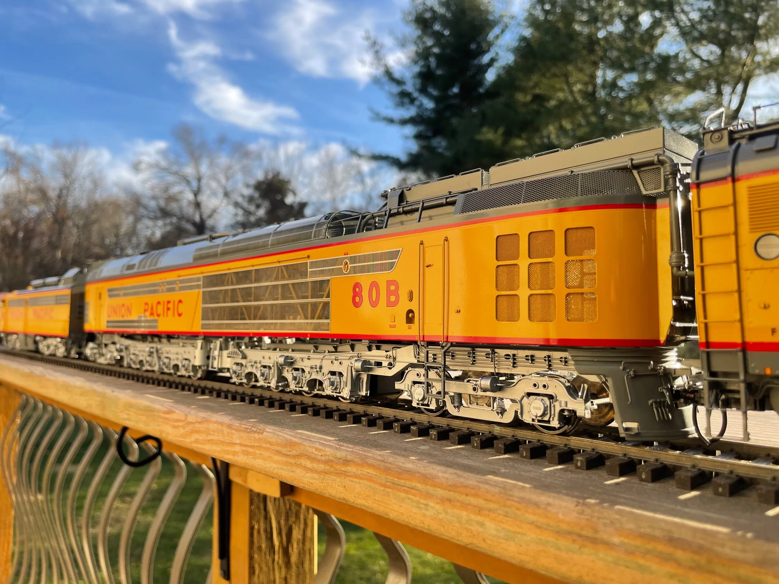 B75CBB2C-FDF2-40F0-B2E6-8F60F41E5CEE