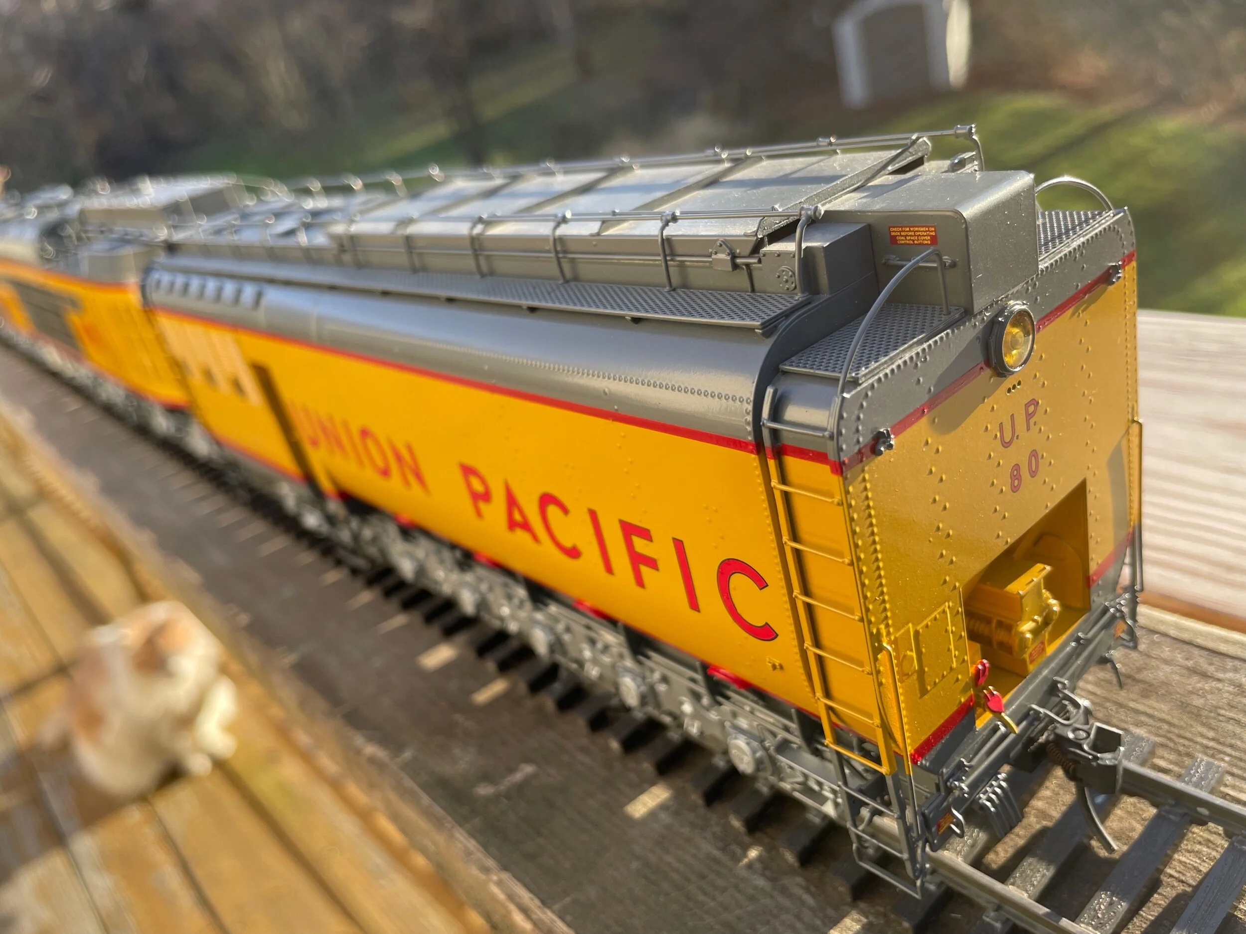 DA1AB4C7-8D6E-47AB-8EC2-2426AFB80EBC