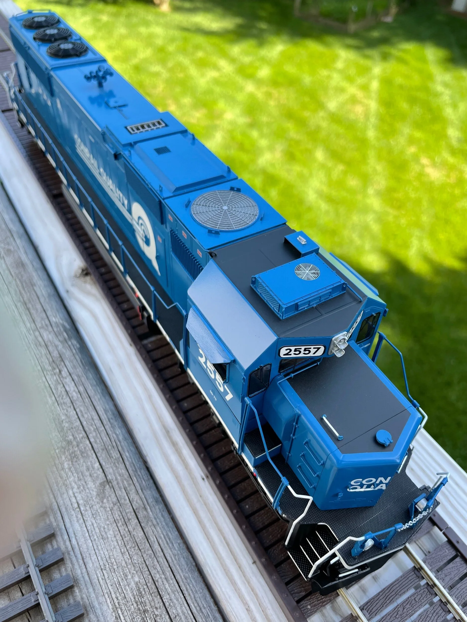 4D17BA0C-B857-490B-B5AC-616C2275B873