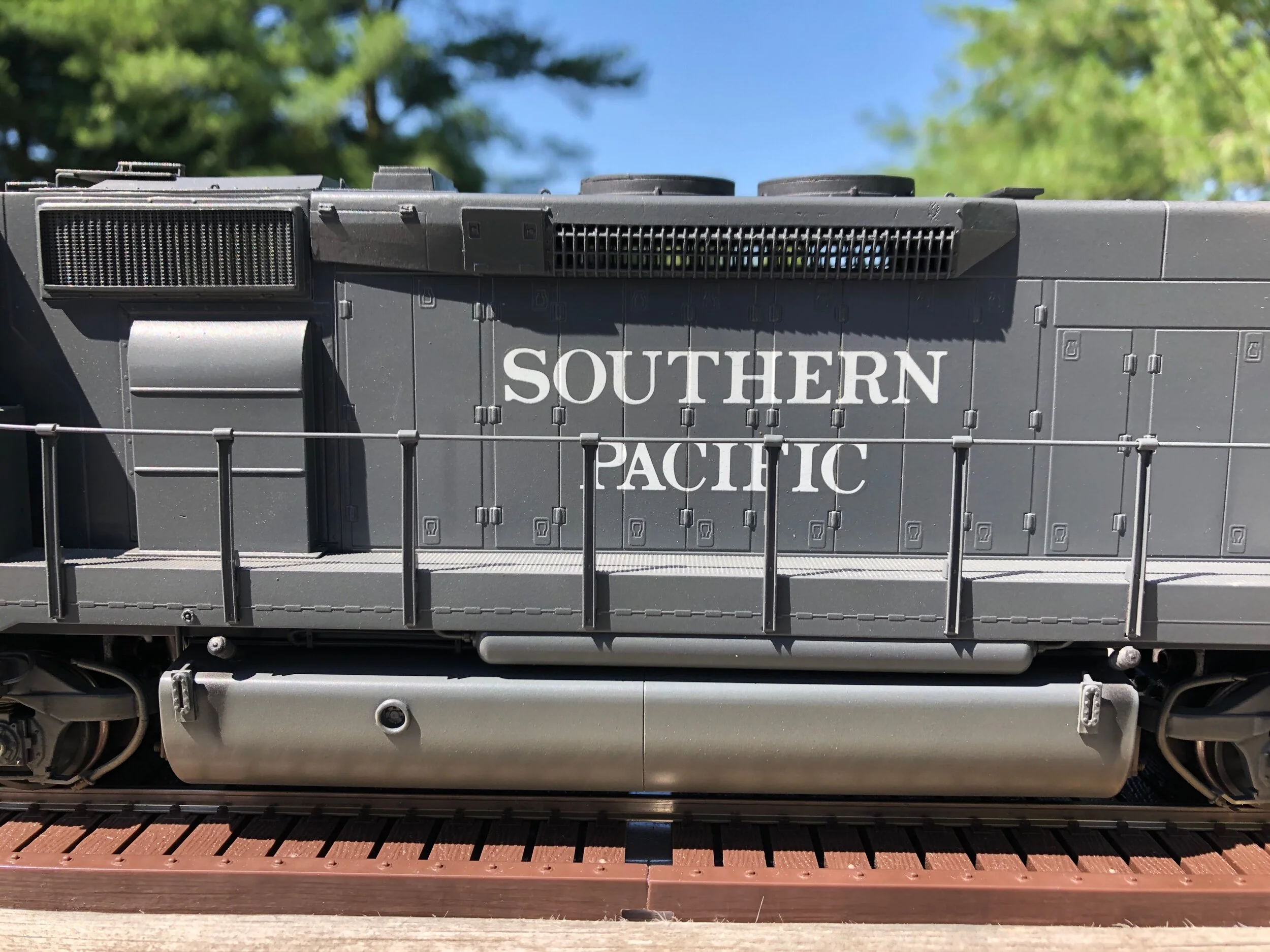 97BC478C-3E50-42CE-83A6-9284182C9EC1