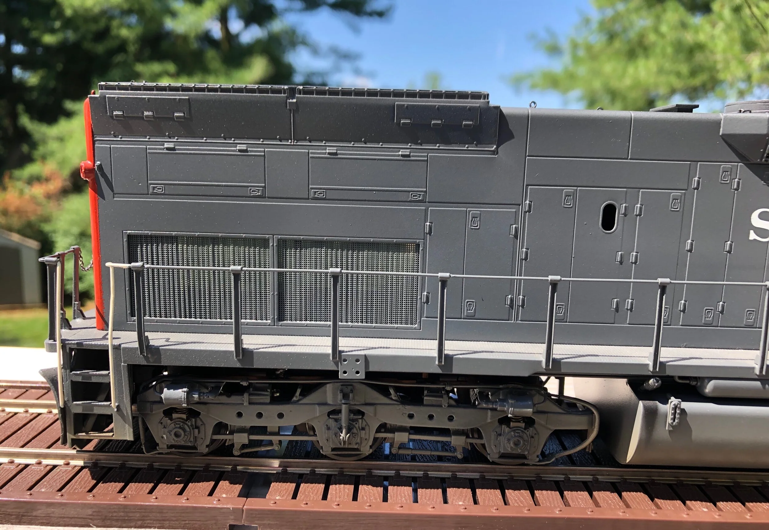 39A3A2FD-EEDE-448D-B75F-B8AE0BF1C66D