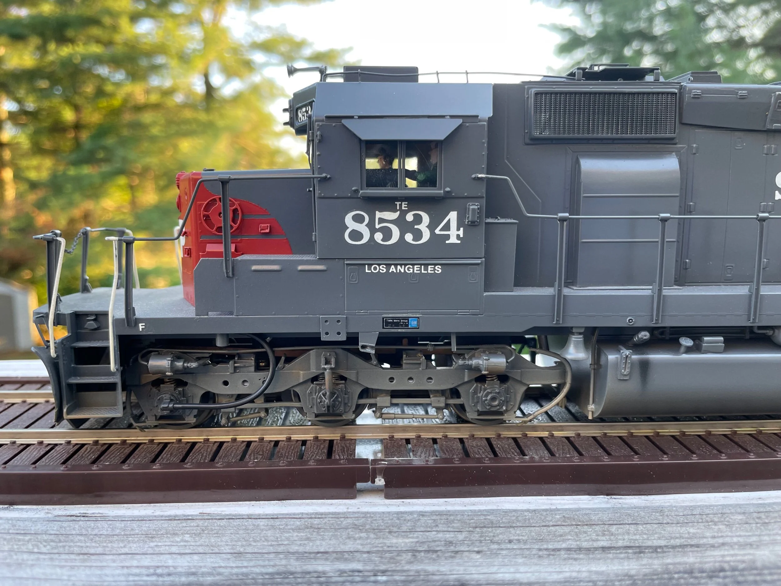 A9038A27-924A-425C-8D64-FC678233D7BD