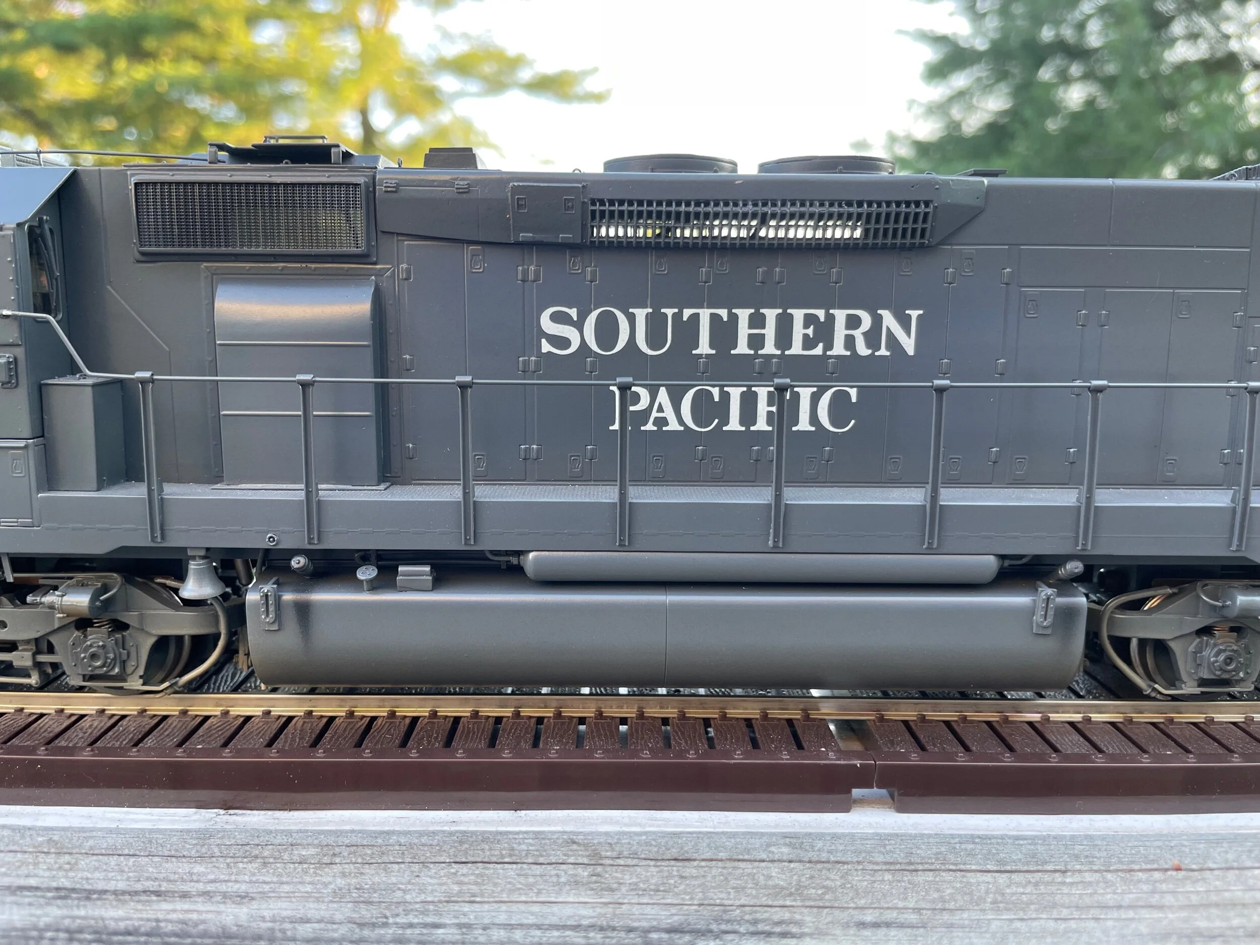 E20FF7D6-56E9-4C0B-B9EF-9D256C9F3C73