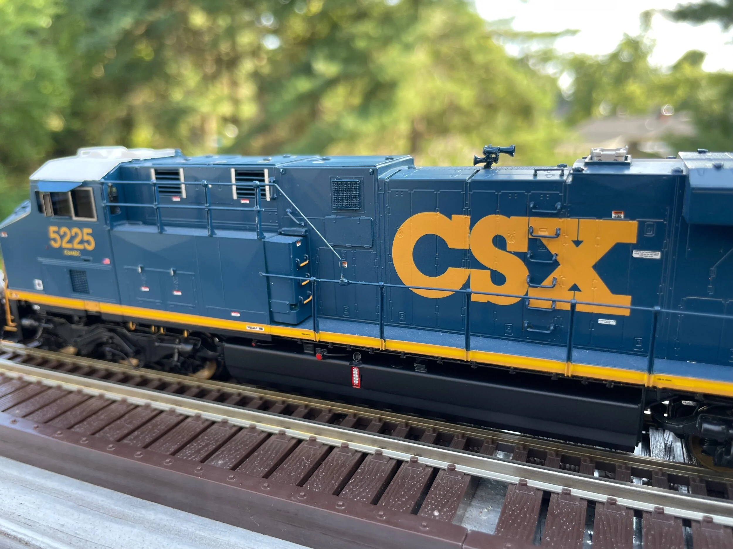 EEEDE11E-9085-44B8-BE89-EC6A5AF1F826