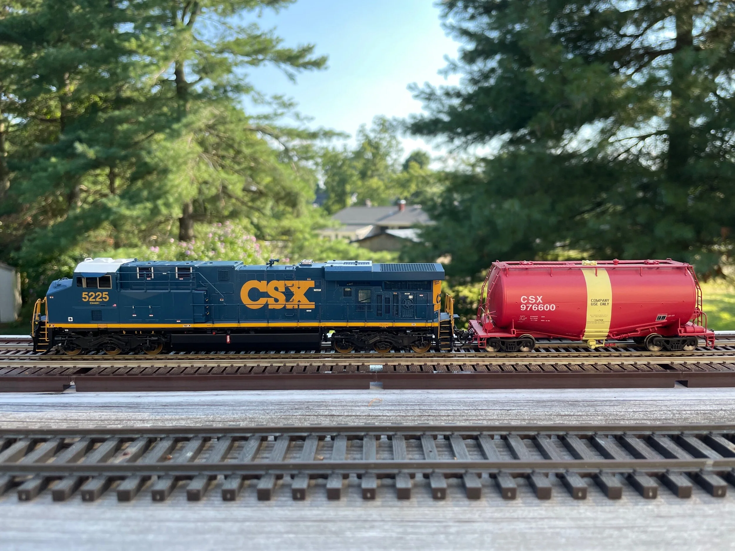 C1531061-D804-4611-A73F-FAF101C750F2