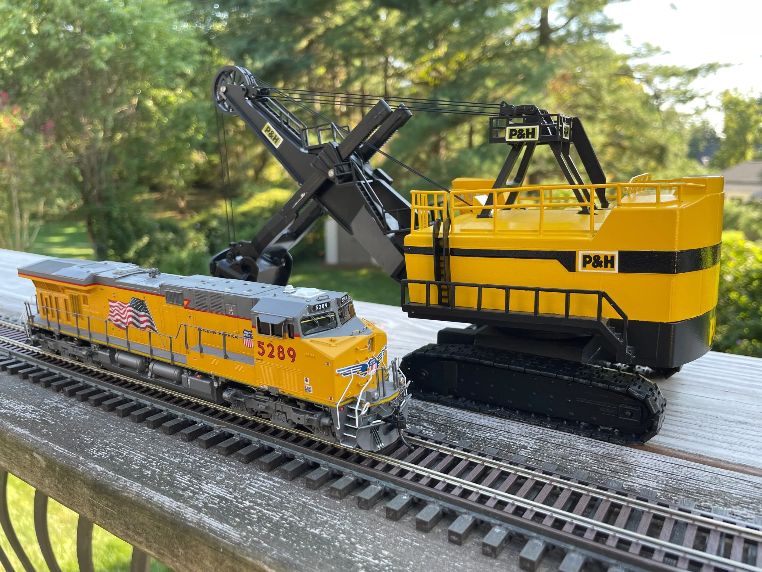 DD39B2F9-3C93-4A27-8917-C464C553D92C