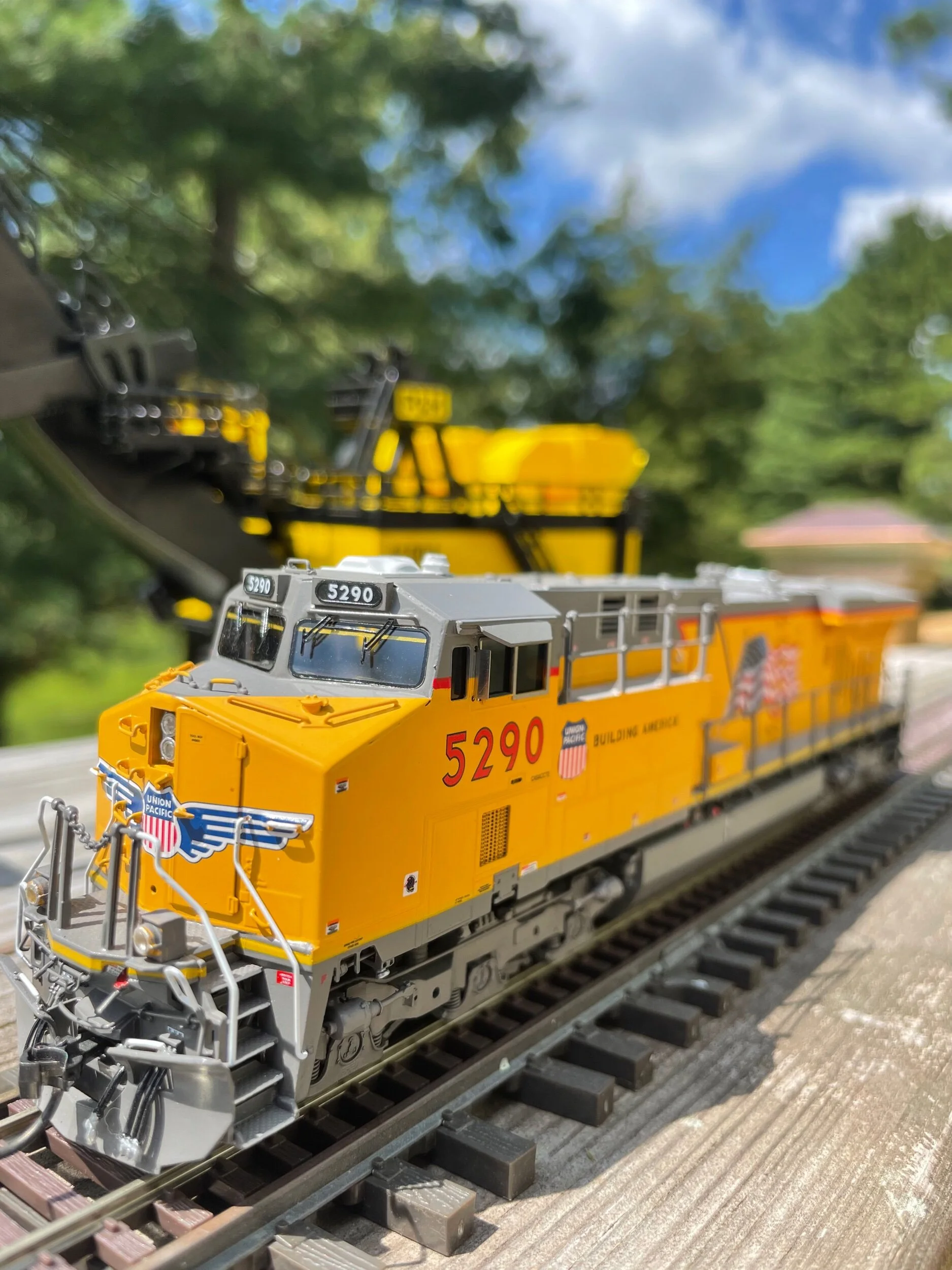 B37AC54E-A48B-4E6A-BD40-99DAAFCA1B80