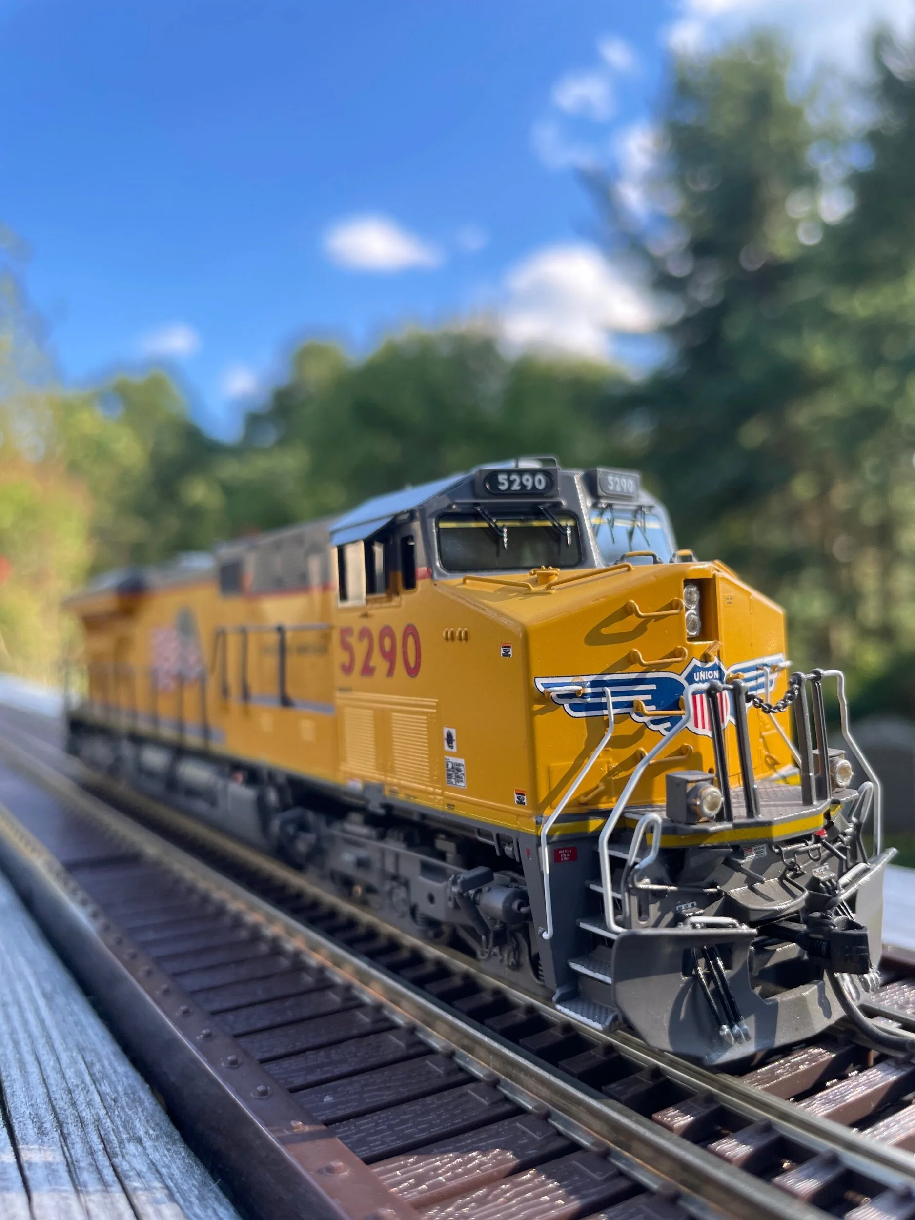 E116FEE3-72B5-4BD2-B6FF-4FDA66BAC362