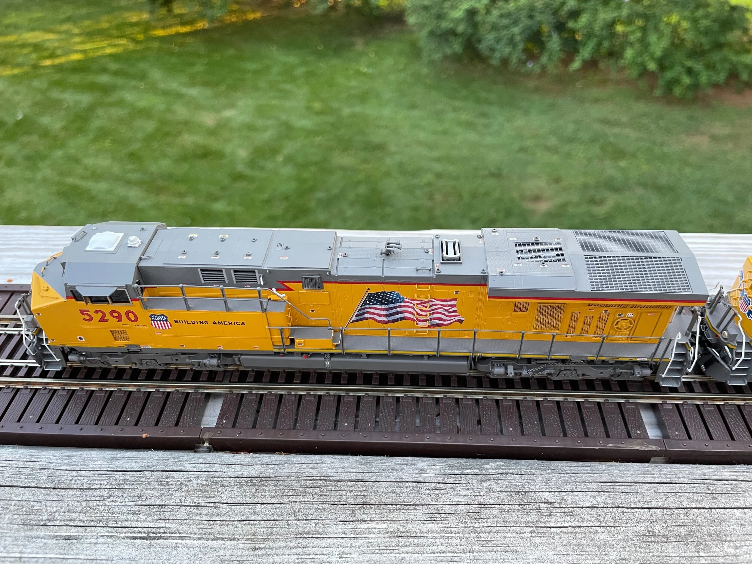 33F9FAAF-5551-4943-9E9C-B24F973F19D3