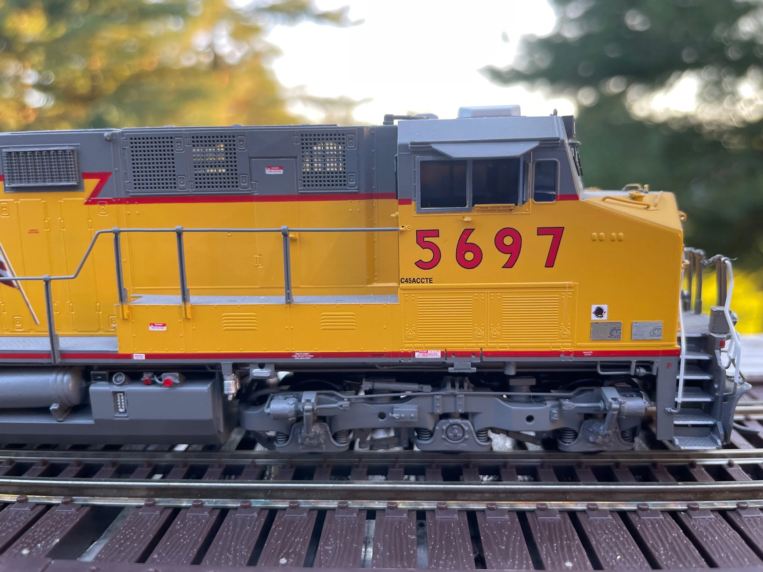 3792E0CD-E5AC-4213-AD19-ACFA98A21A8C