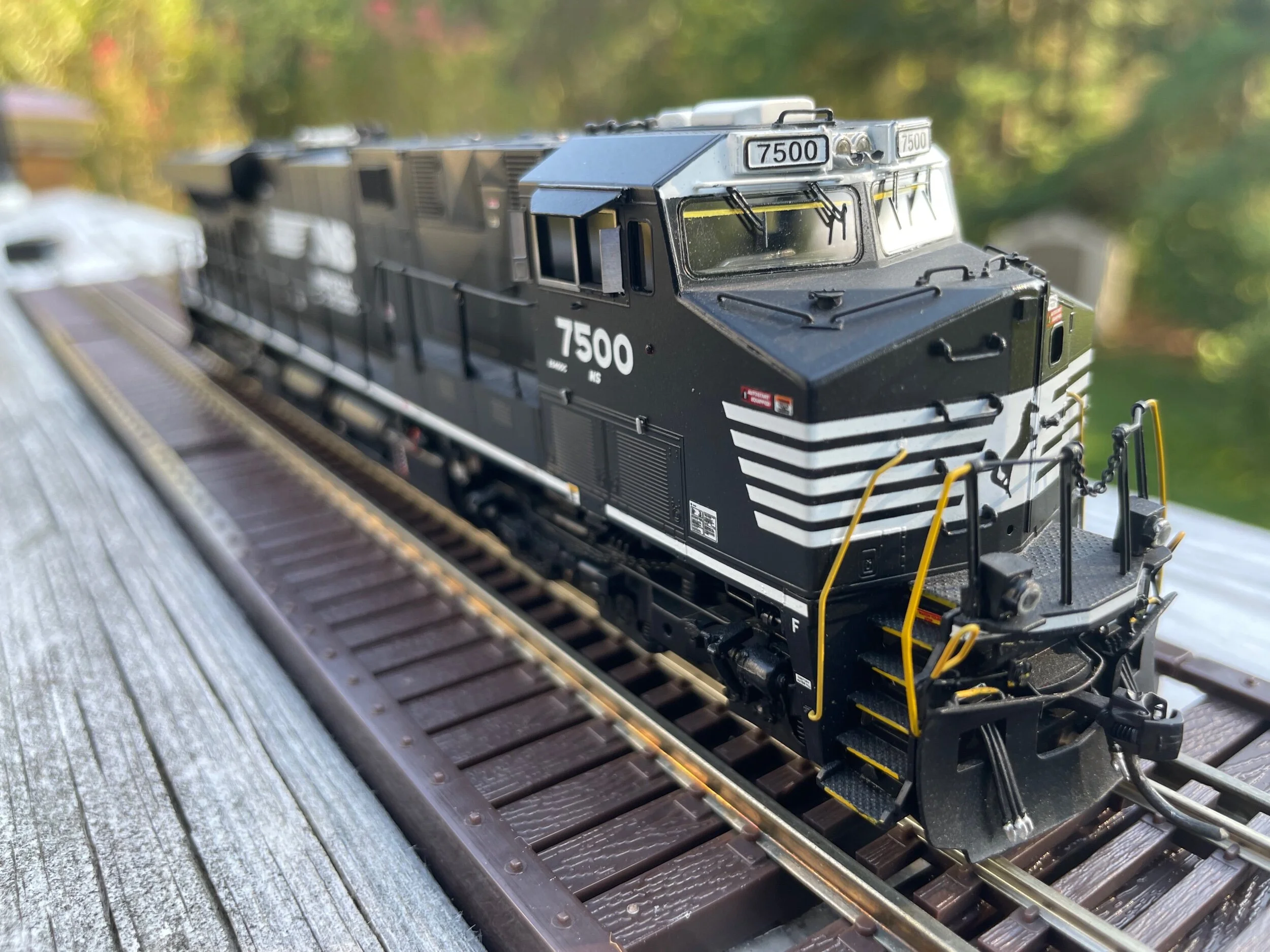 1A9BF284-5E46-434D-B74F-E7F078D05164