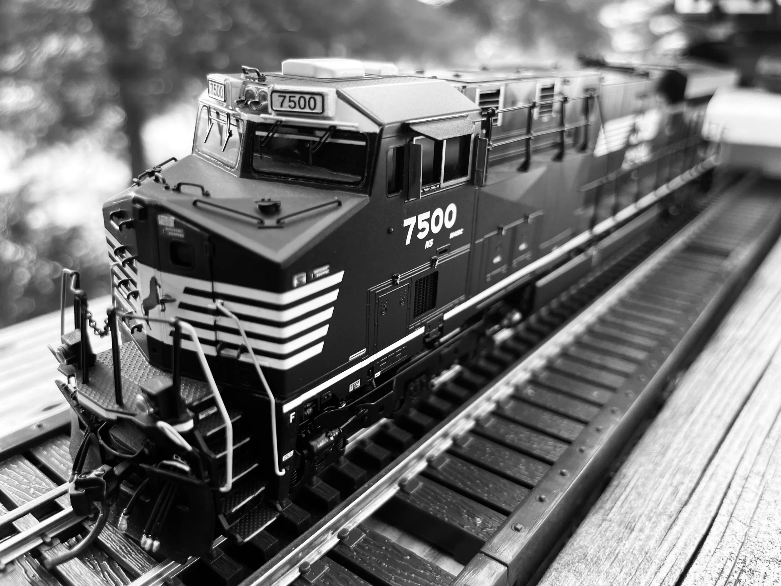 DB84F373-3B26-40F8-978D-2DA1AA729120