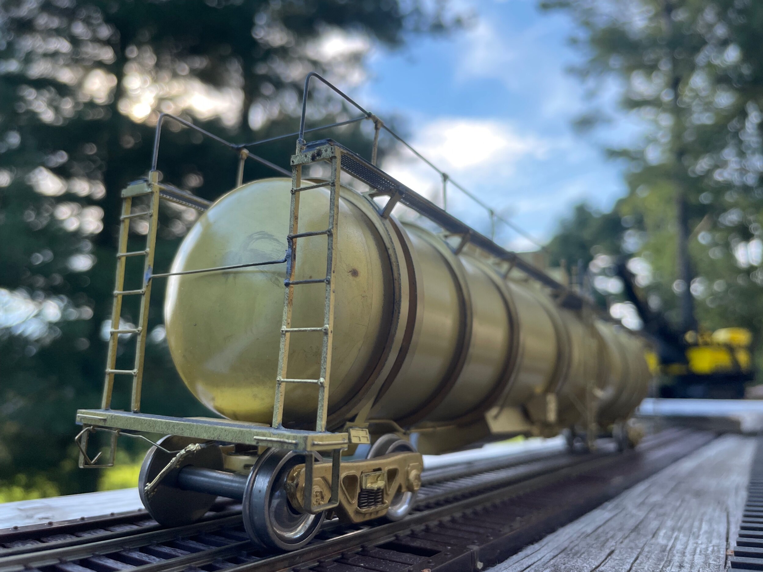 A3C33581-654B-4EEA-A53E-18D4FD1A4300