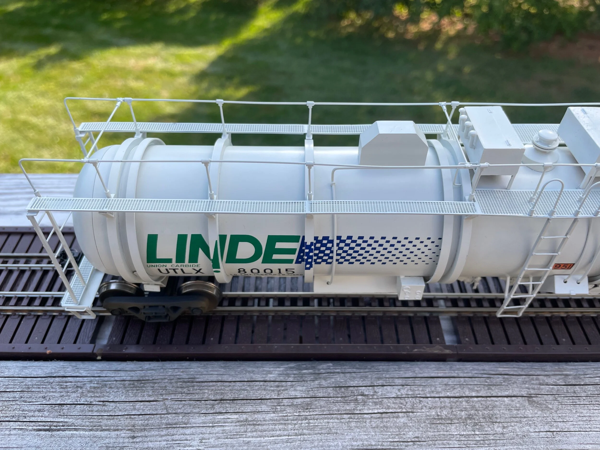 5F03BB67-4E58-48FA-A11F-0388EB6180C6