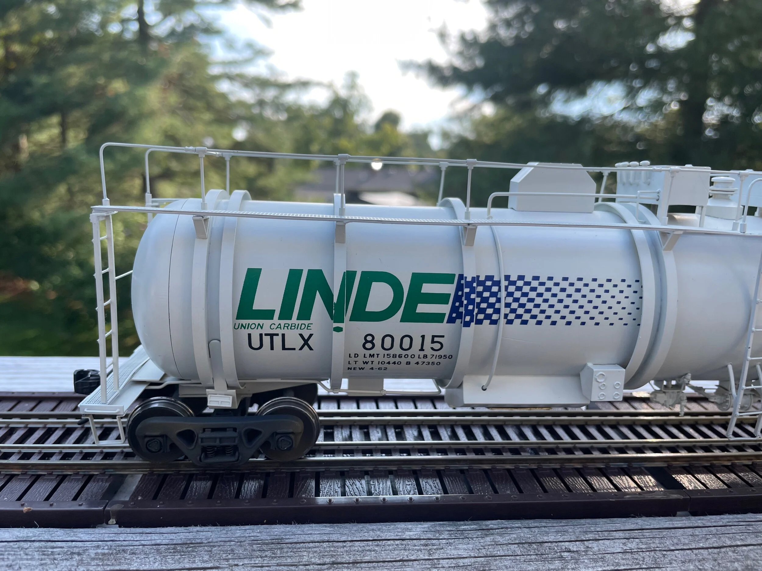 0B45EF0F-0B2D-4AB0-A538-6E02A6C2F8C3