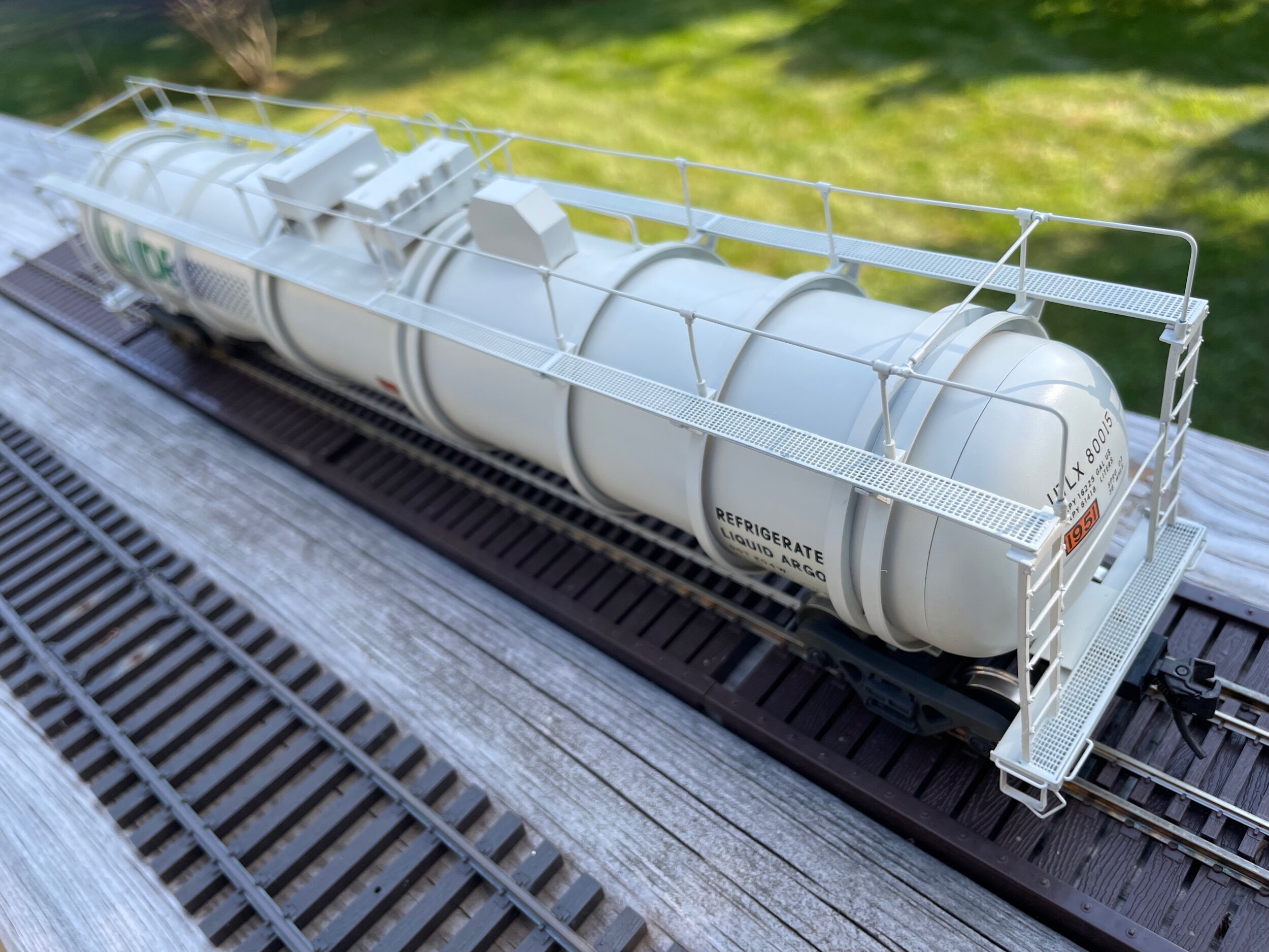 316E236C-EEFF-4226-9315-C6F7DEB064DE