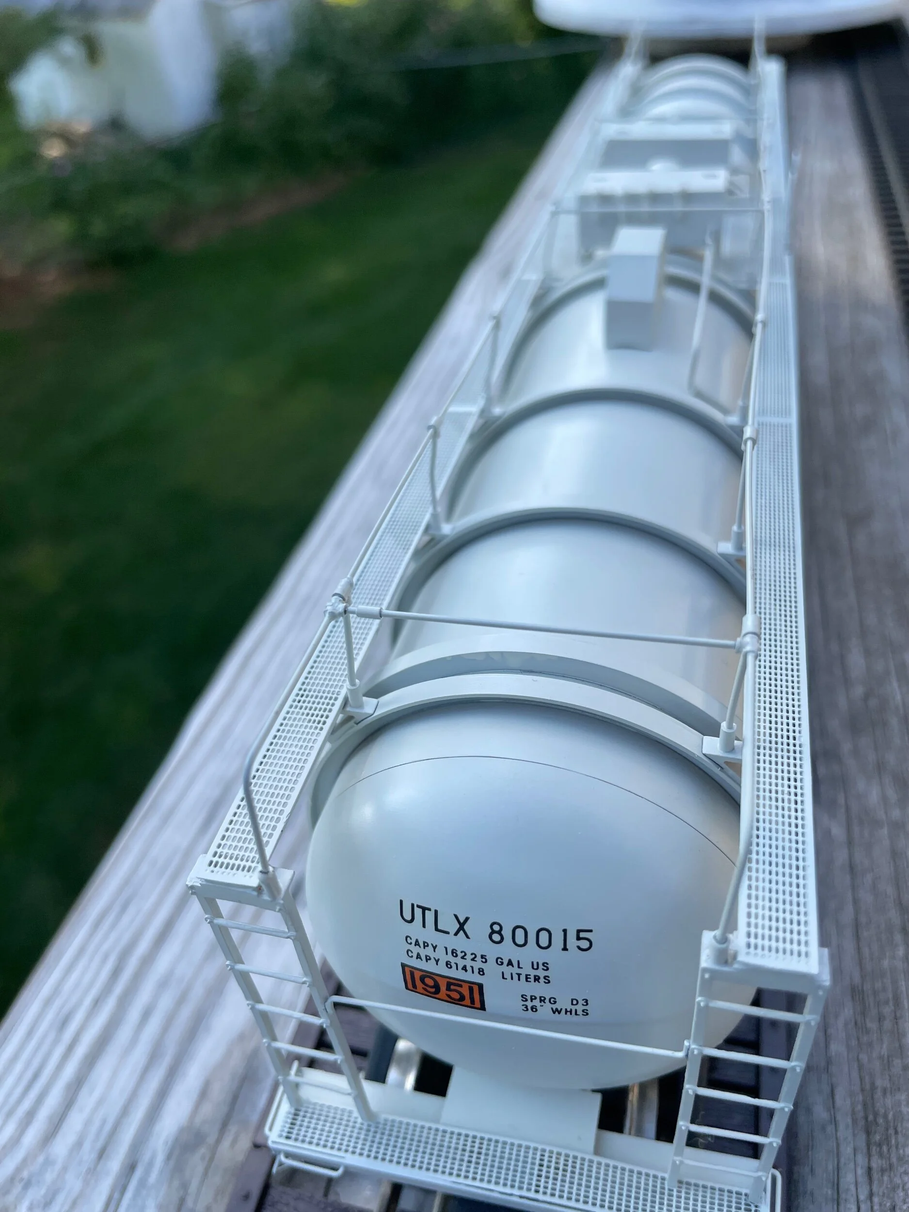 C1161C0A-0B42-40EA-AC95-8768F3688DD5