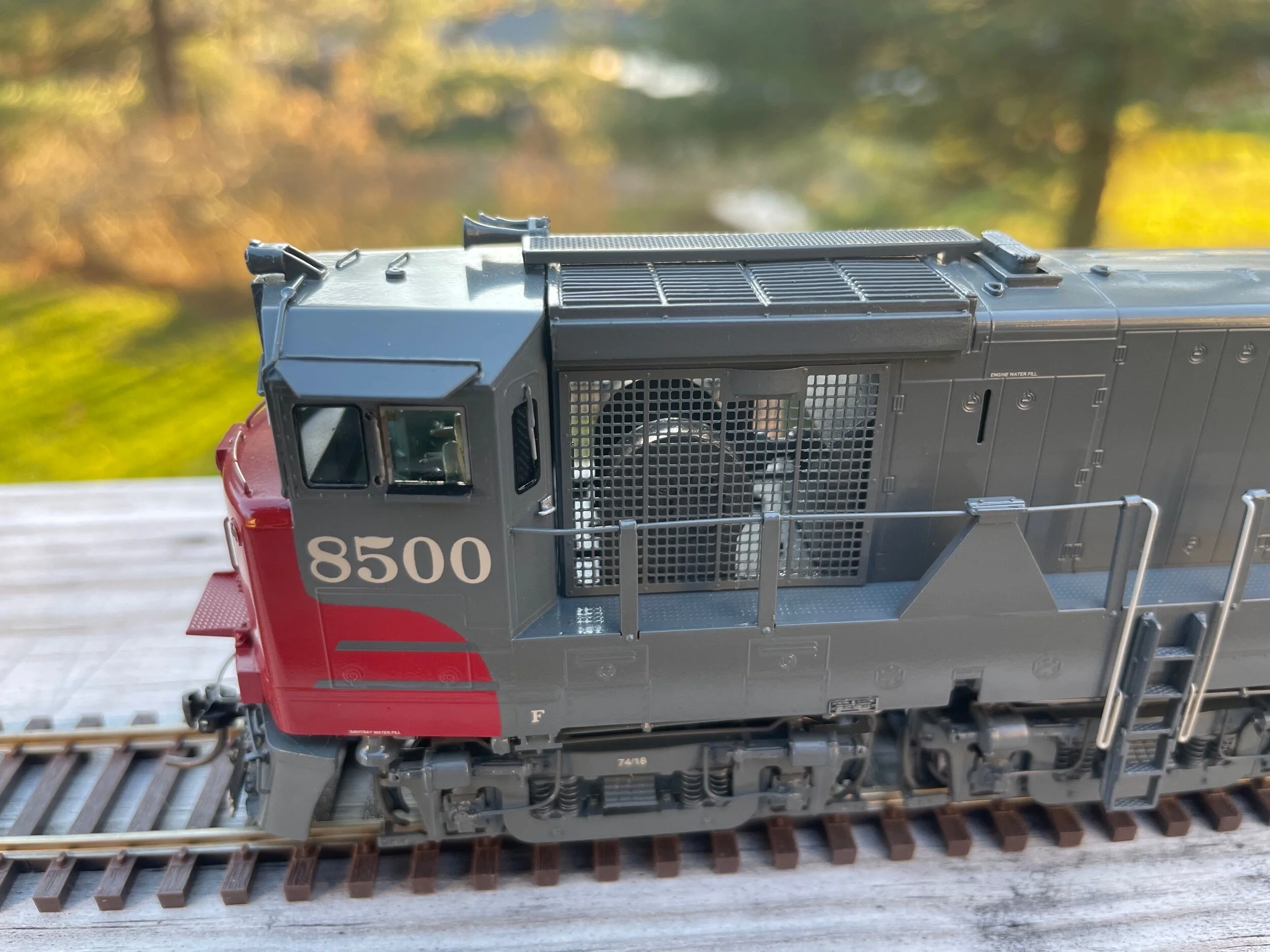 0E49067E-C978-467C-9DC2-C79DD94CDDDC