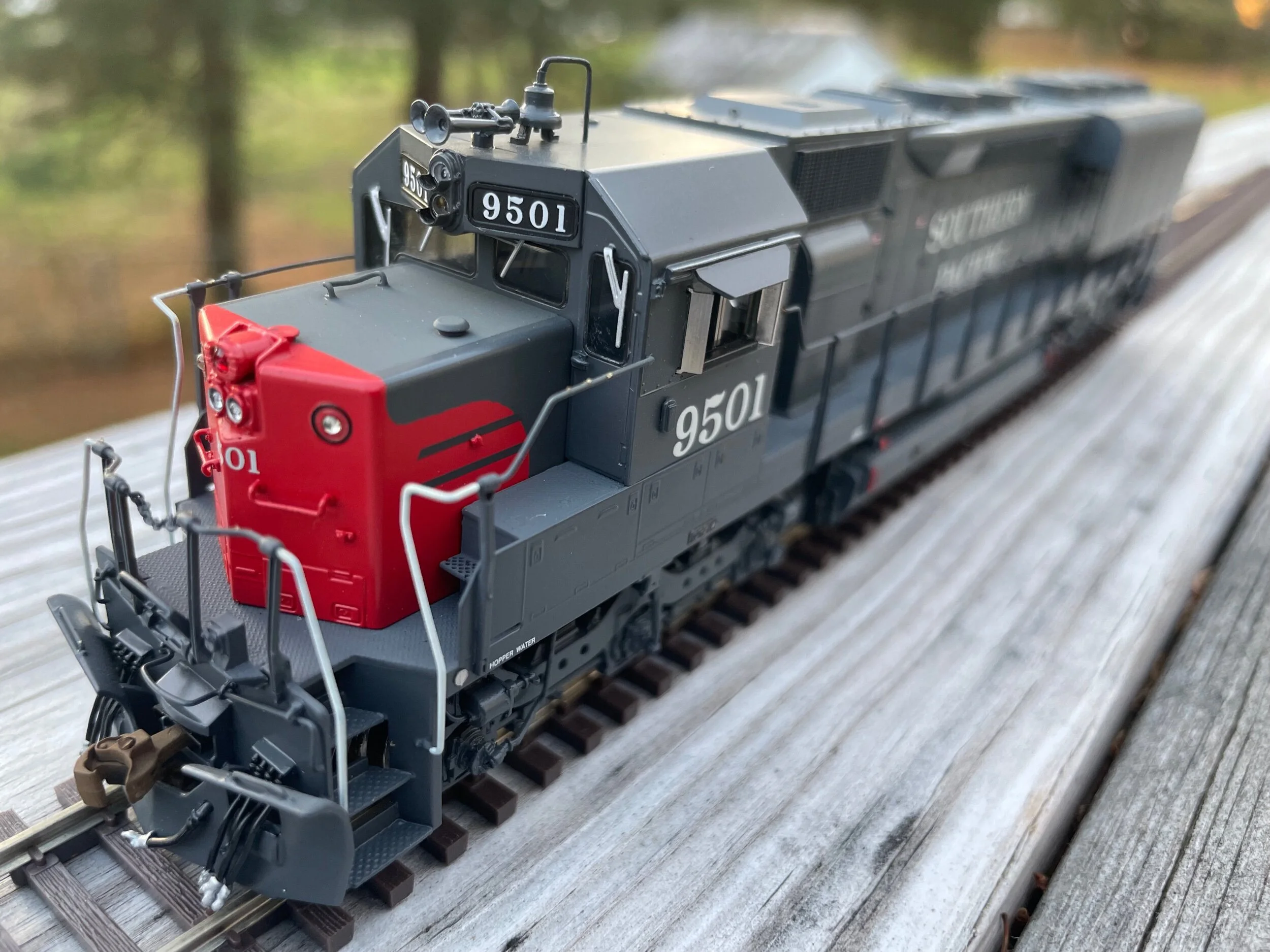 9CB2AEEB-E288-4C8C-8018-BDF3513C7E5C