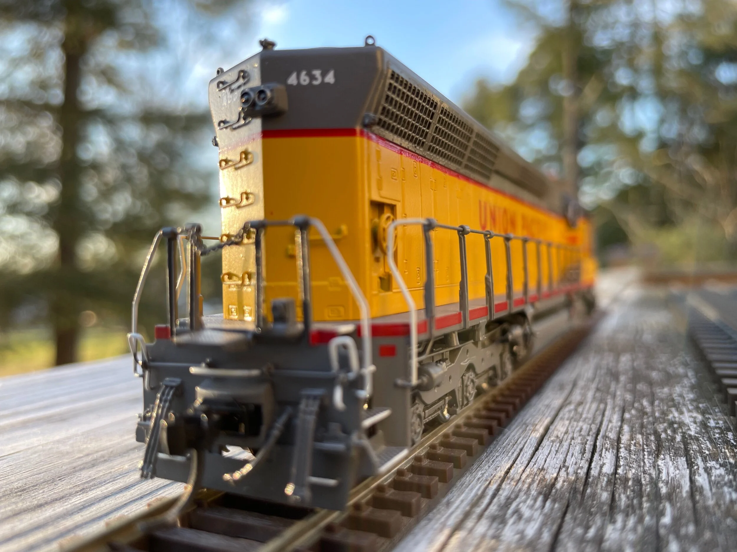 57C657DD-14E0-4E8F-A856-8C63EF126D4D