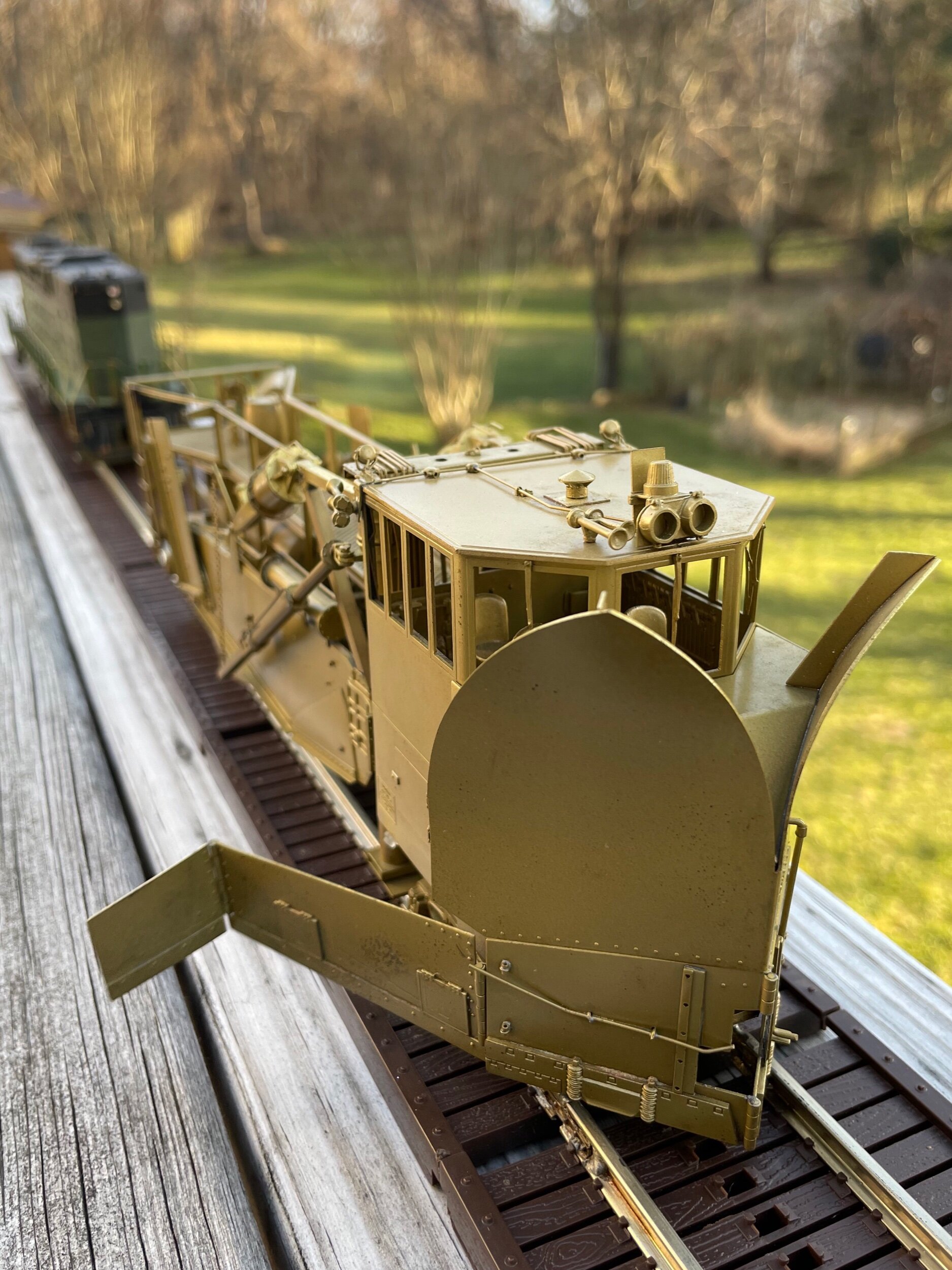 5DEA393D-3843-402A-8249-7030D7E86A65