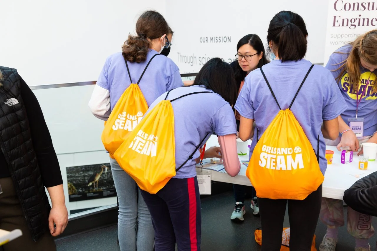   Girls and STEAM 2022 Summit. Branded cinch bags. Photo by    This Is It Studios   