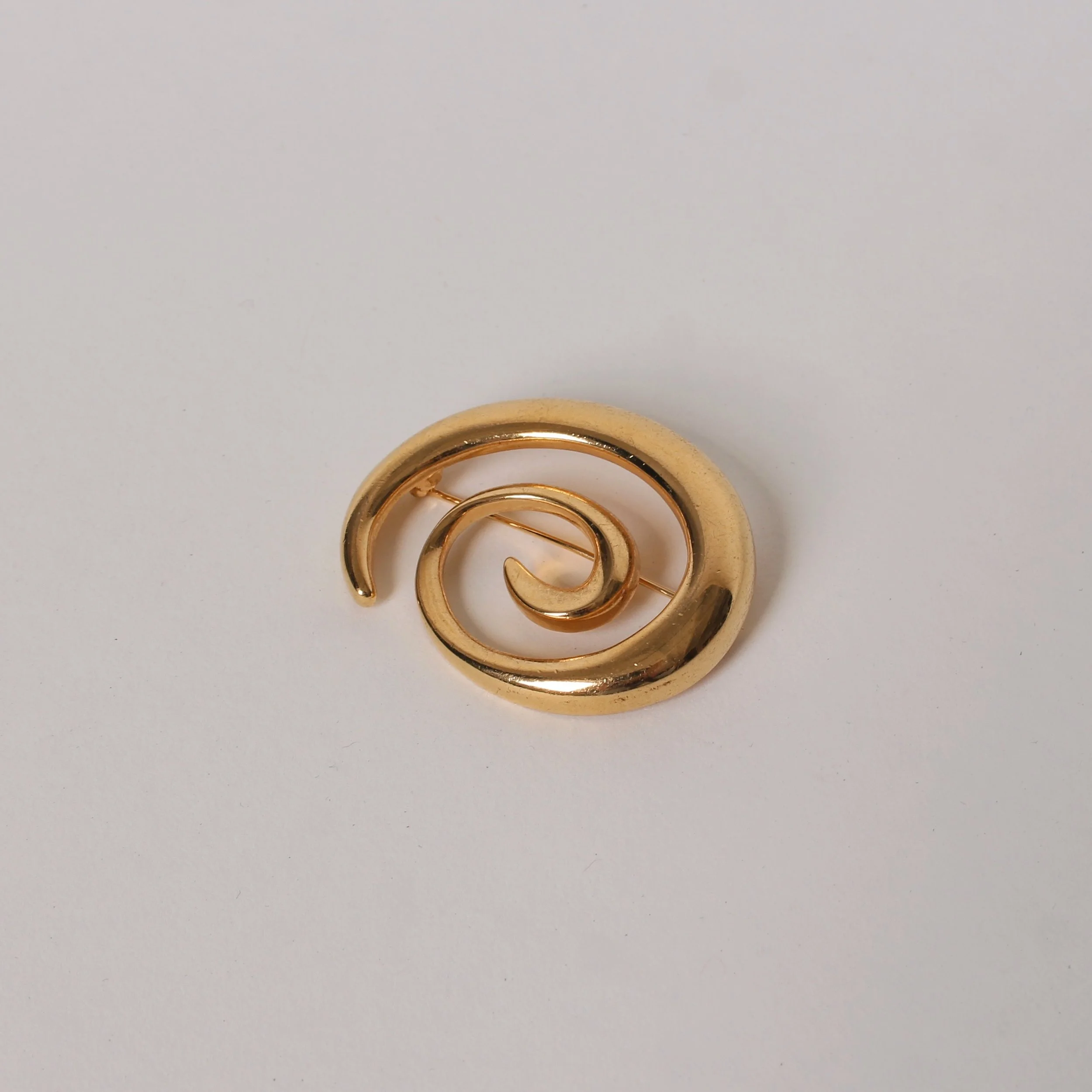 Vintage Napier Gold Tone Swirl Brooch