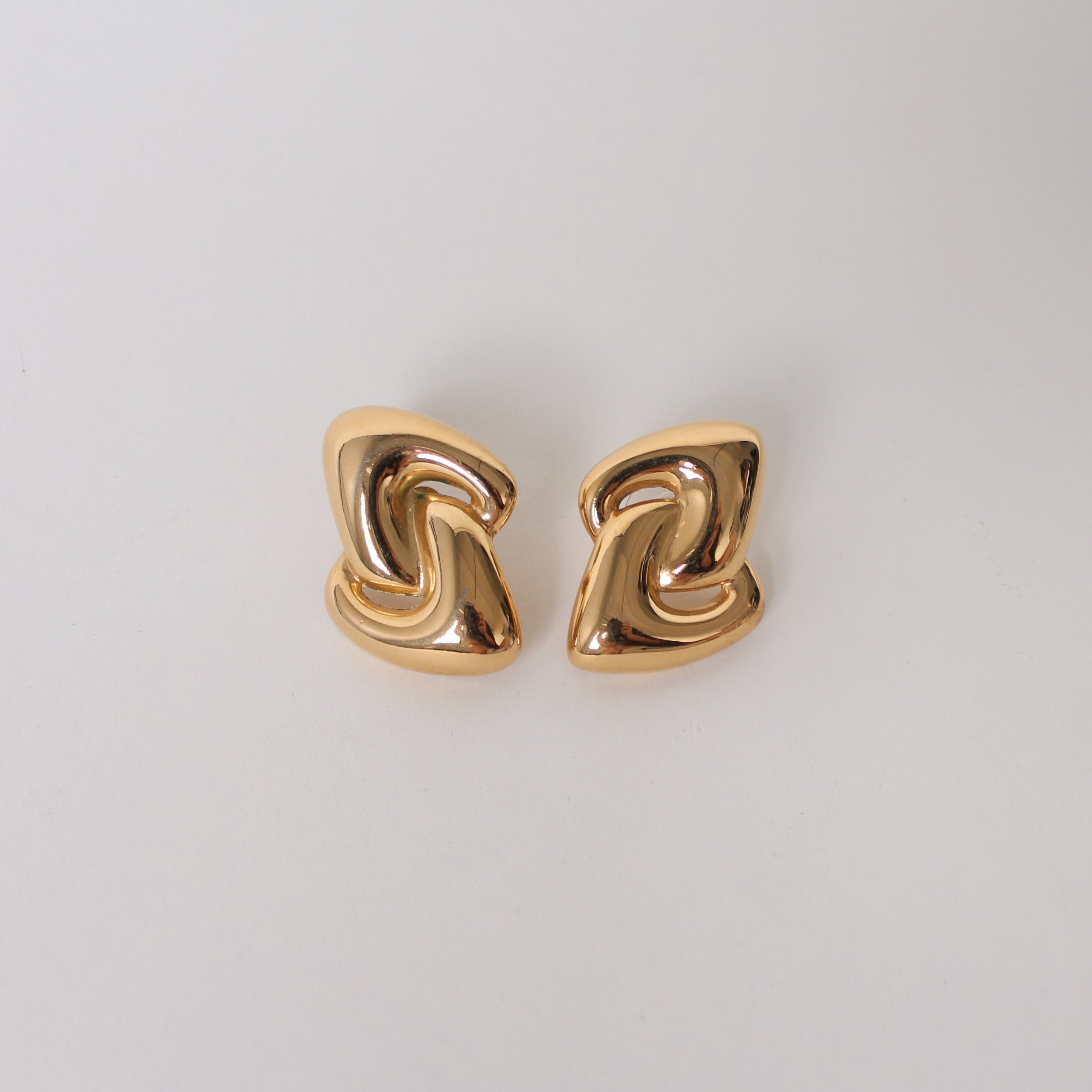Vintage Bold Gold Tone Interlock Earrings