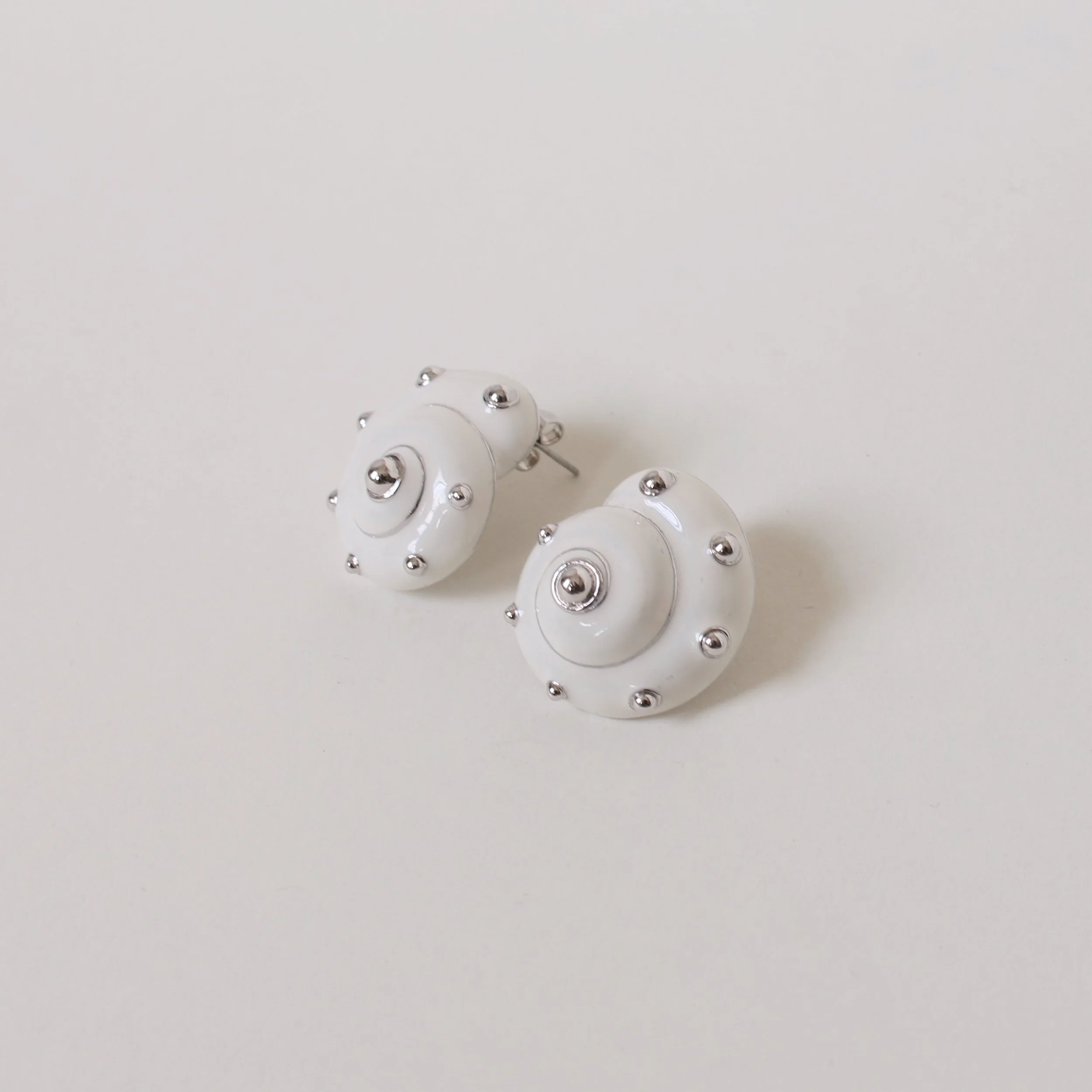 Vintage Ivory Enamel Shell Earrings