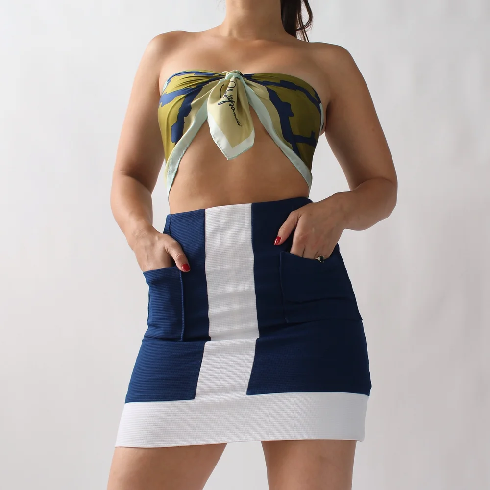 90s Pear Green Silk Skirt - W27 — Wornable