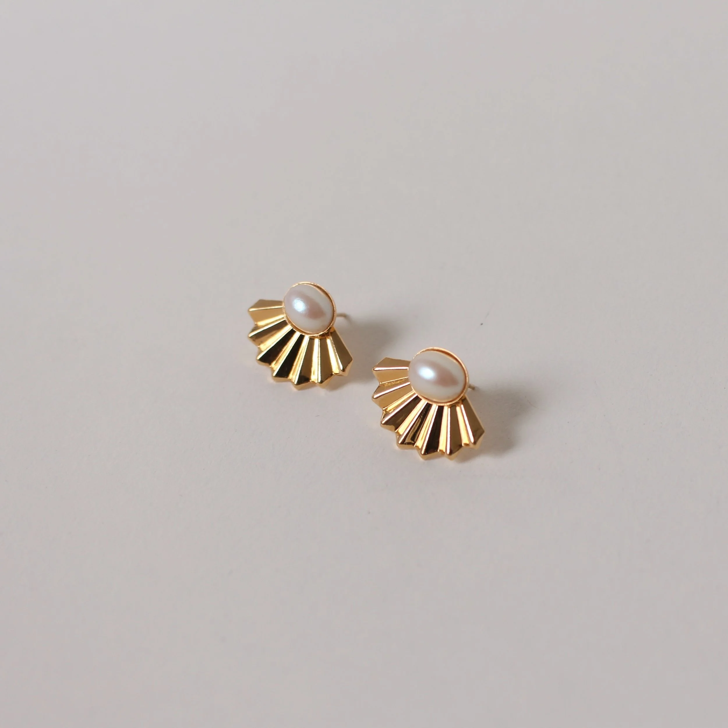 Vintage Dainty Pearl Fan Earrings
