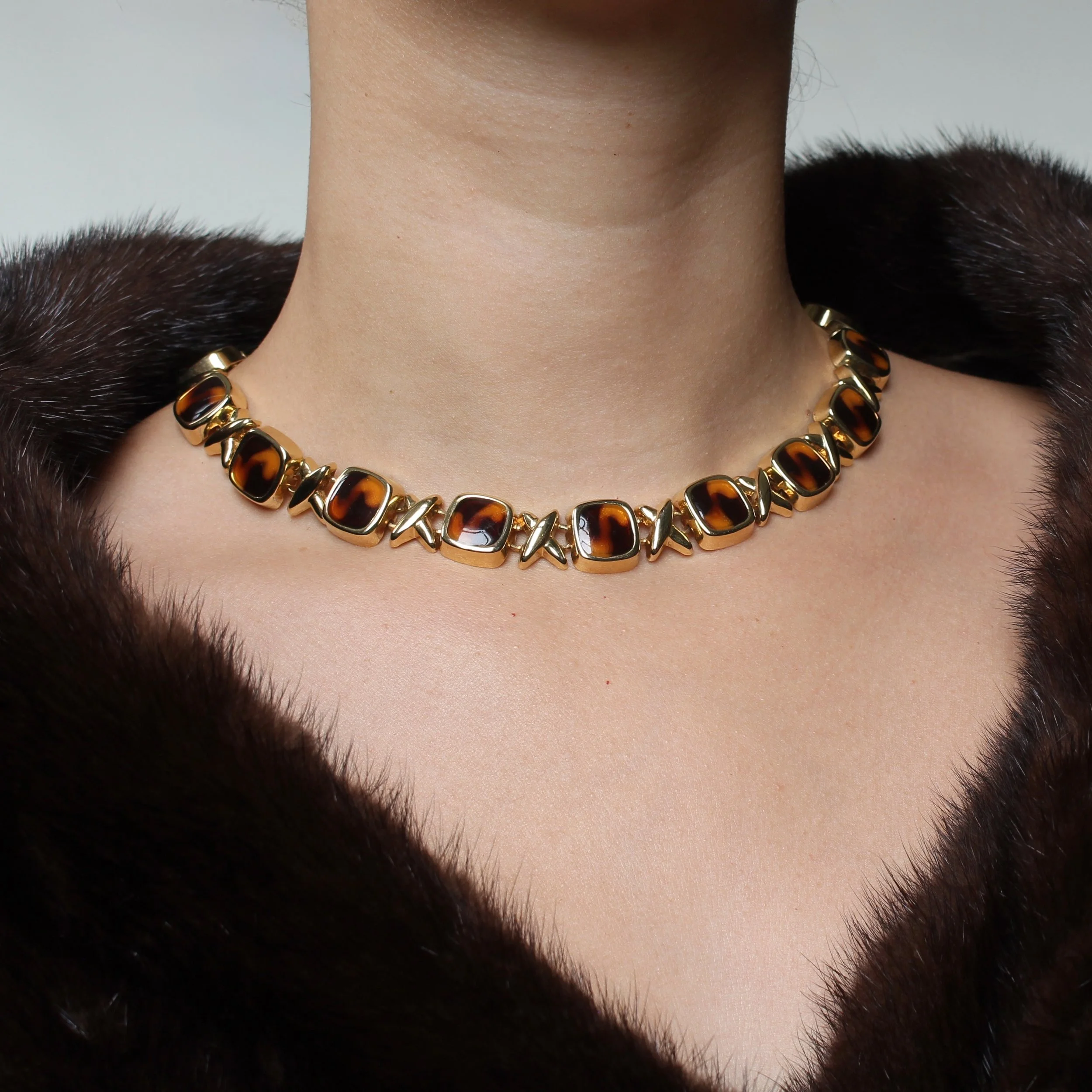 Vintage Tortoise Gold Tone Necklace