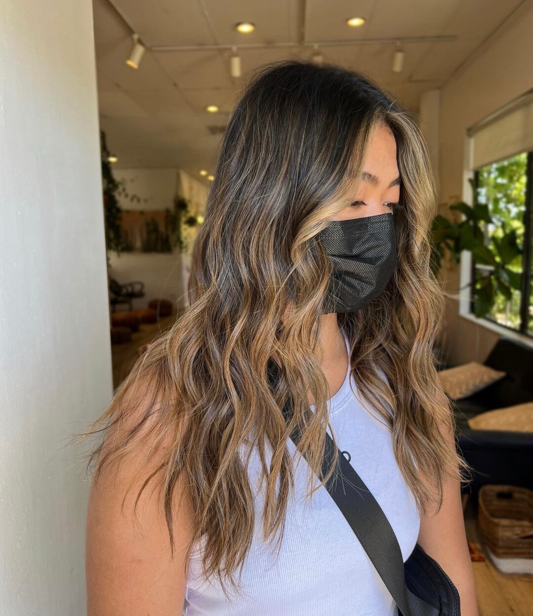 B R O N D E  B A B E ⚡️​​​​​​​​
​​​​​​​​
 #hair #balayage #beautifulcolor #oribe #unite #beauty #reels #hairreels #goodhairday #hairgoals #happyclient​​​​​​​​
#brondehair