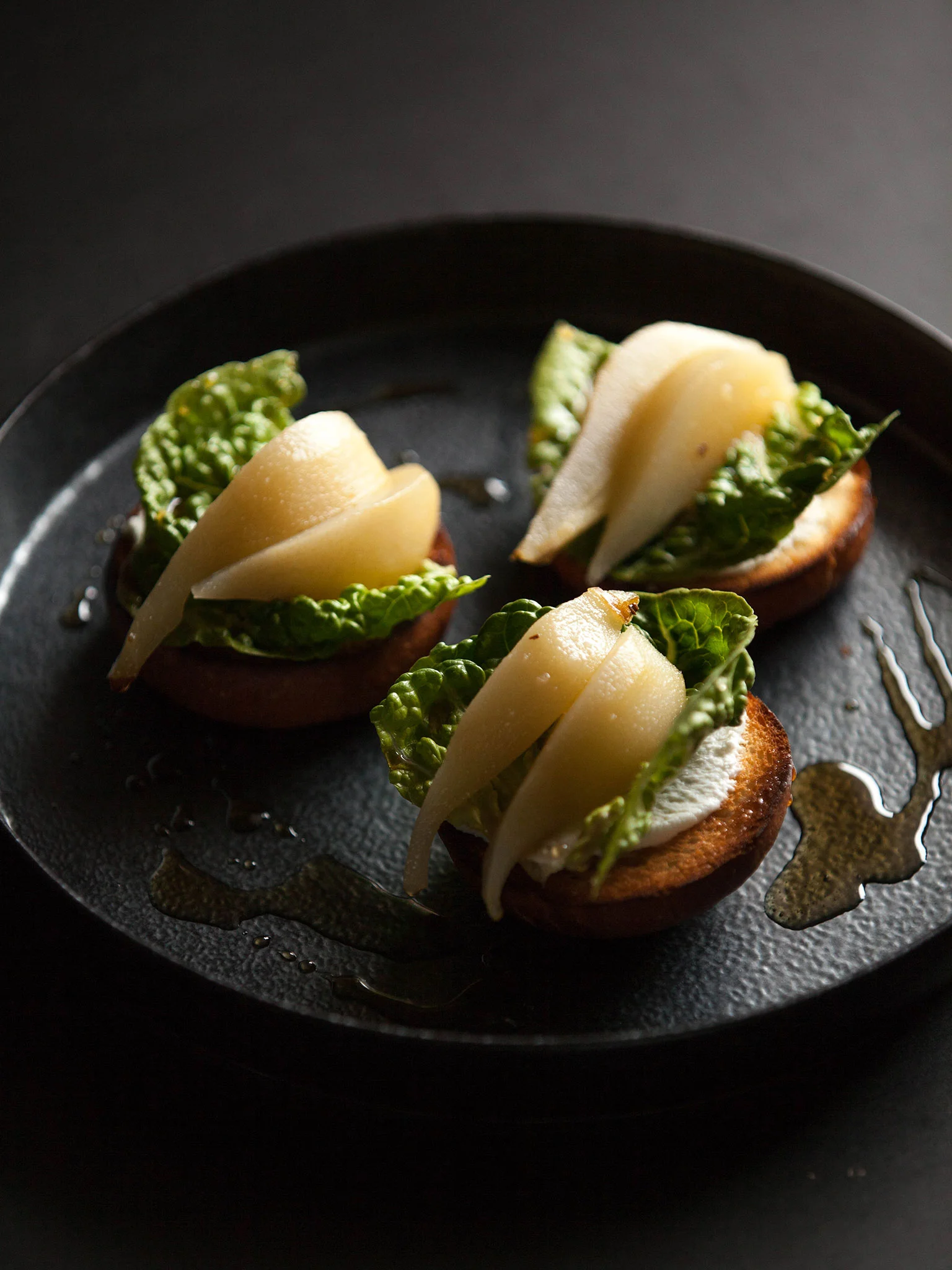 2-084-Sweet-Pear-Sliders-web.jpg