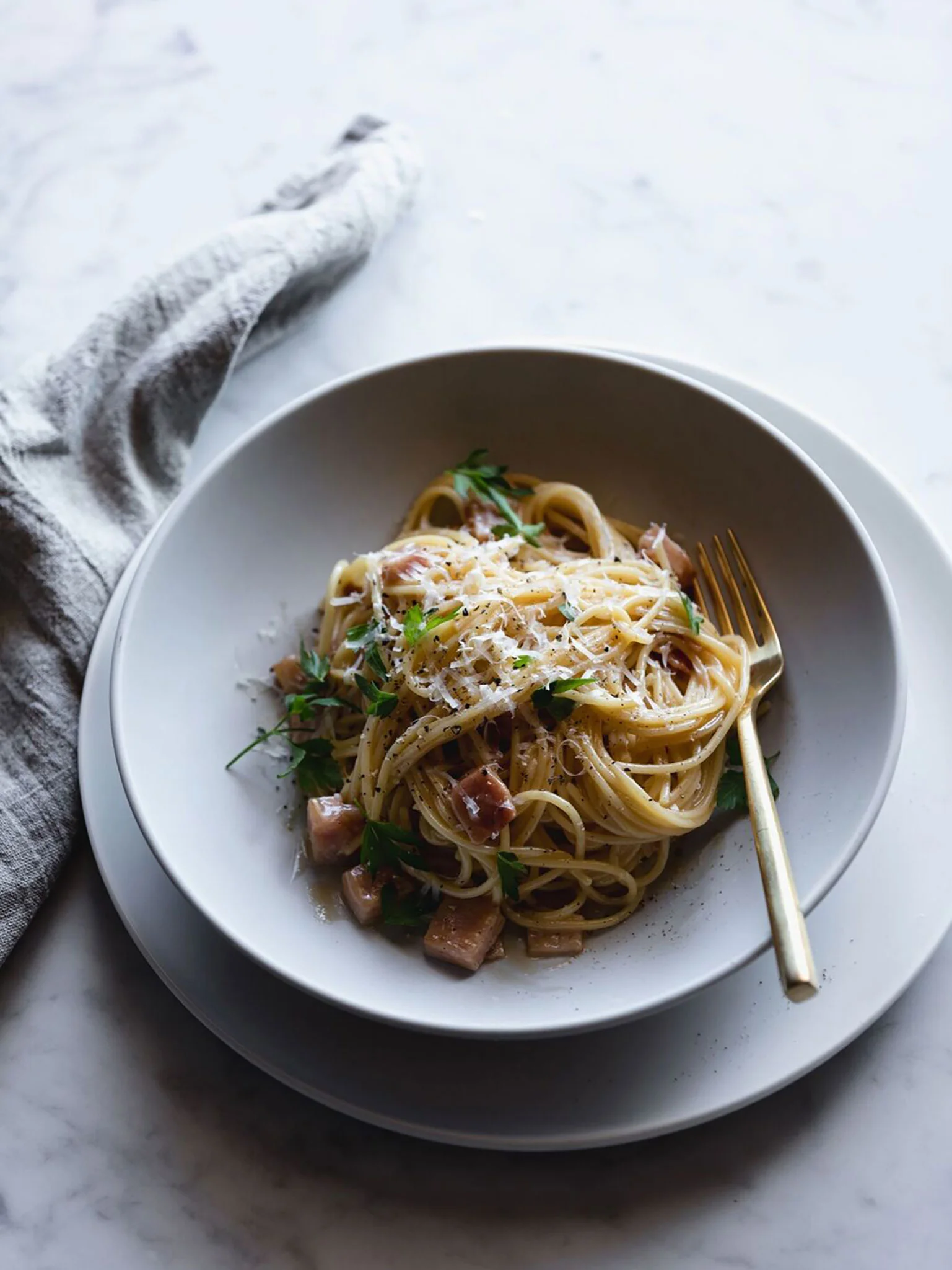 2-099-Spaghetti-Carbonara-web.jpg