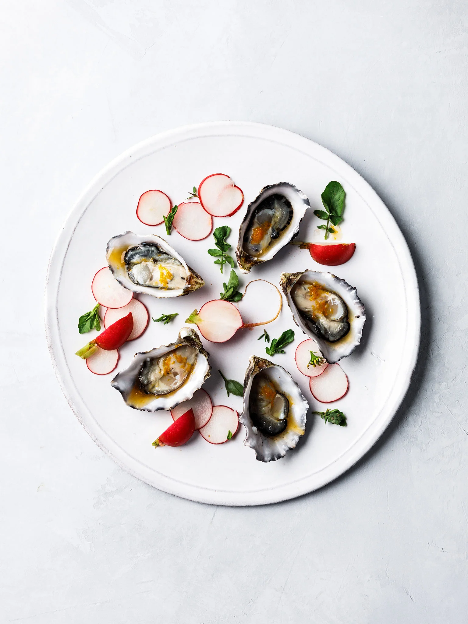 3-002-Pukara-2-Oysters-with-Ocean-Gin-Cocktail-001-web.jpg