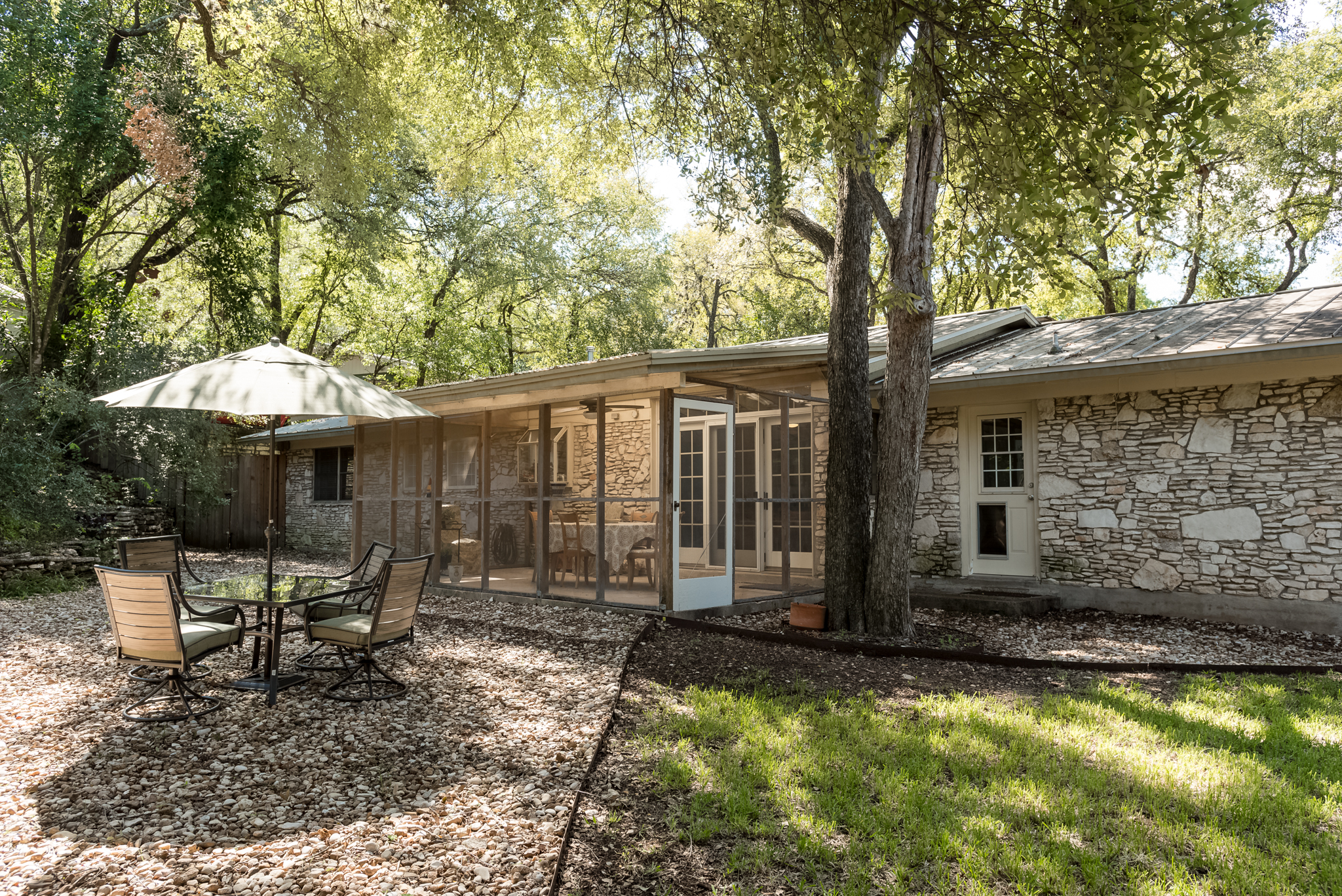 2402 Rock Terrace-27.jpg