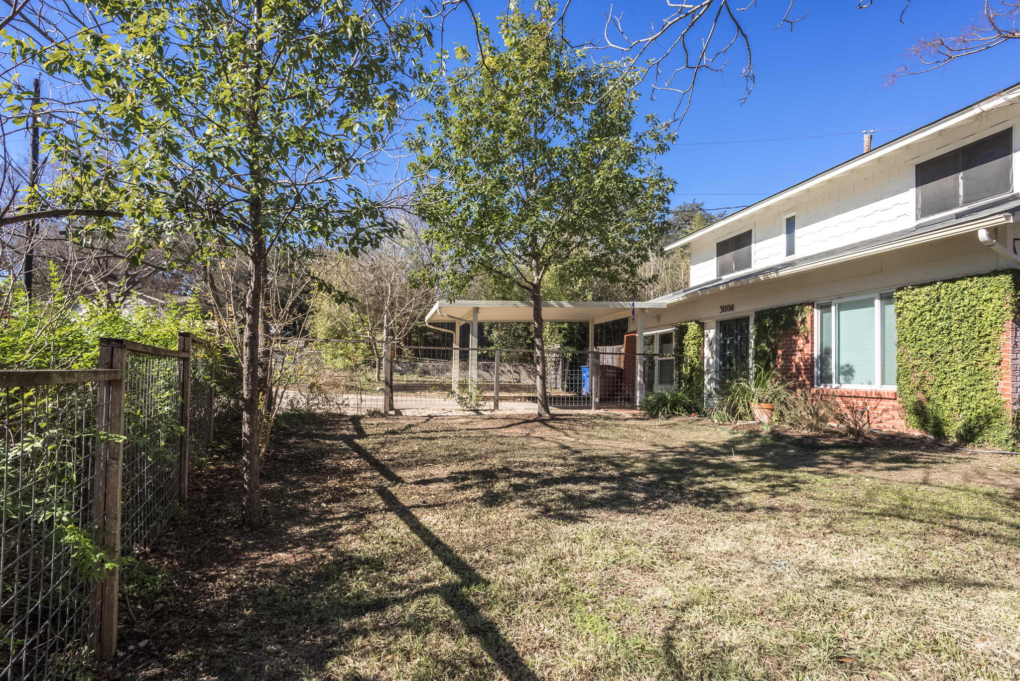 3006 Burning Oak Dr-3.jpg