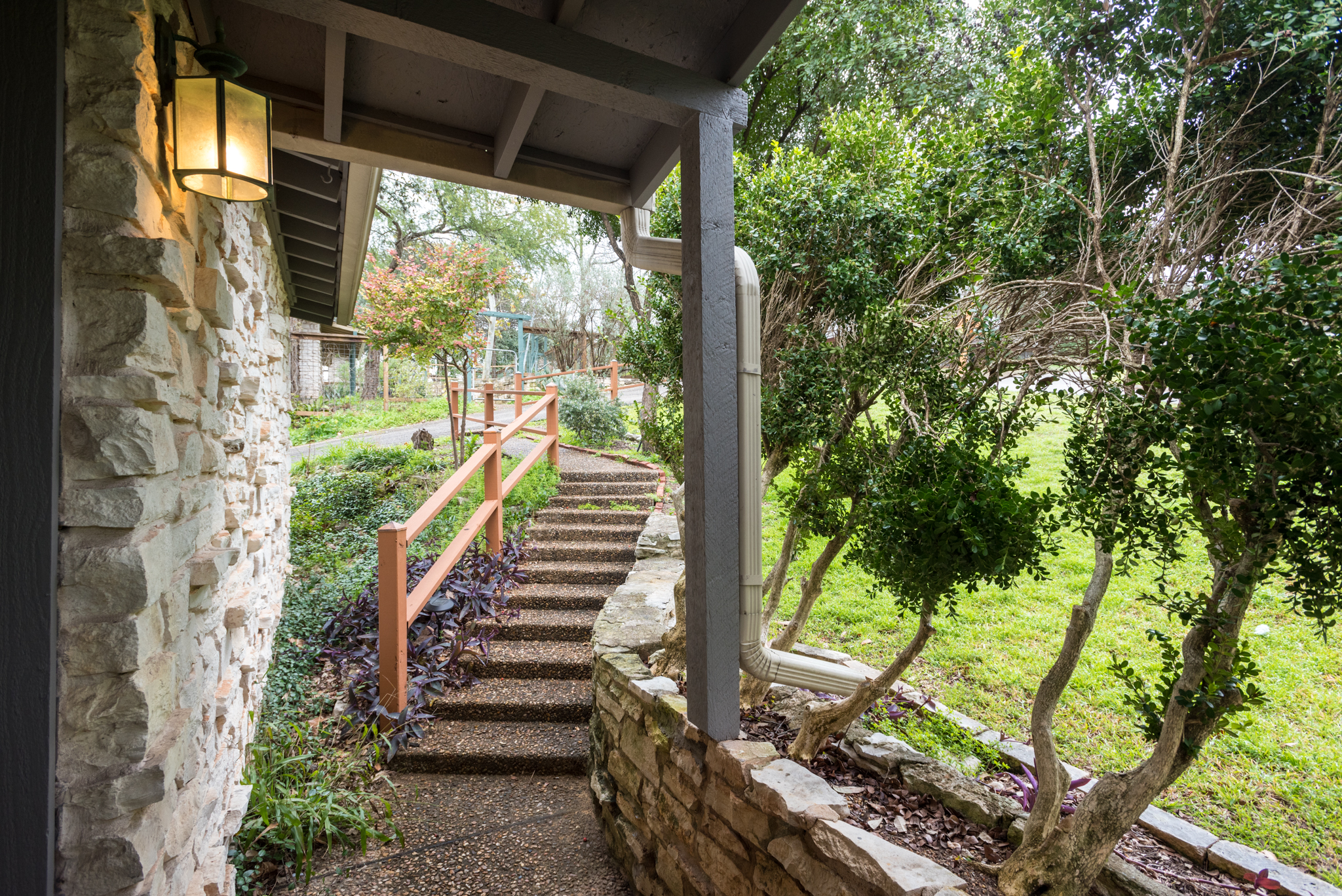 3200-A Westhill Dr-34.jpg