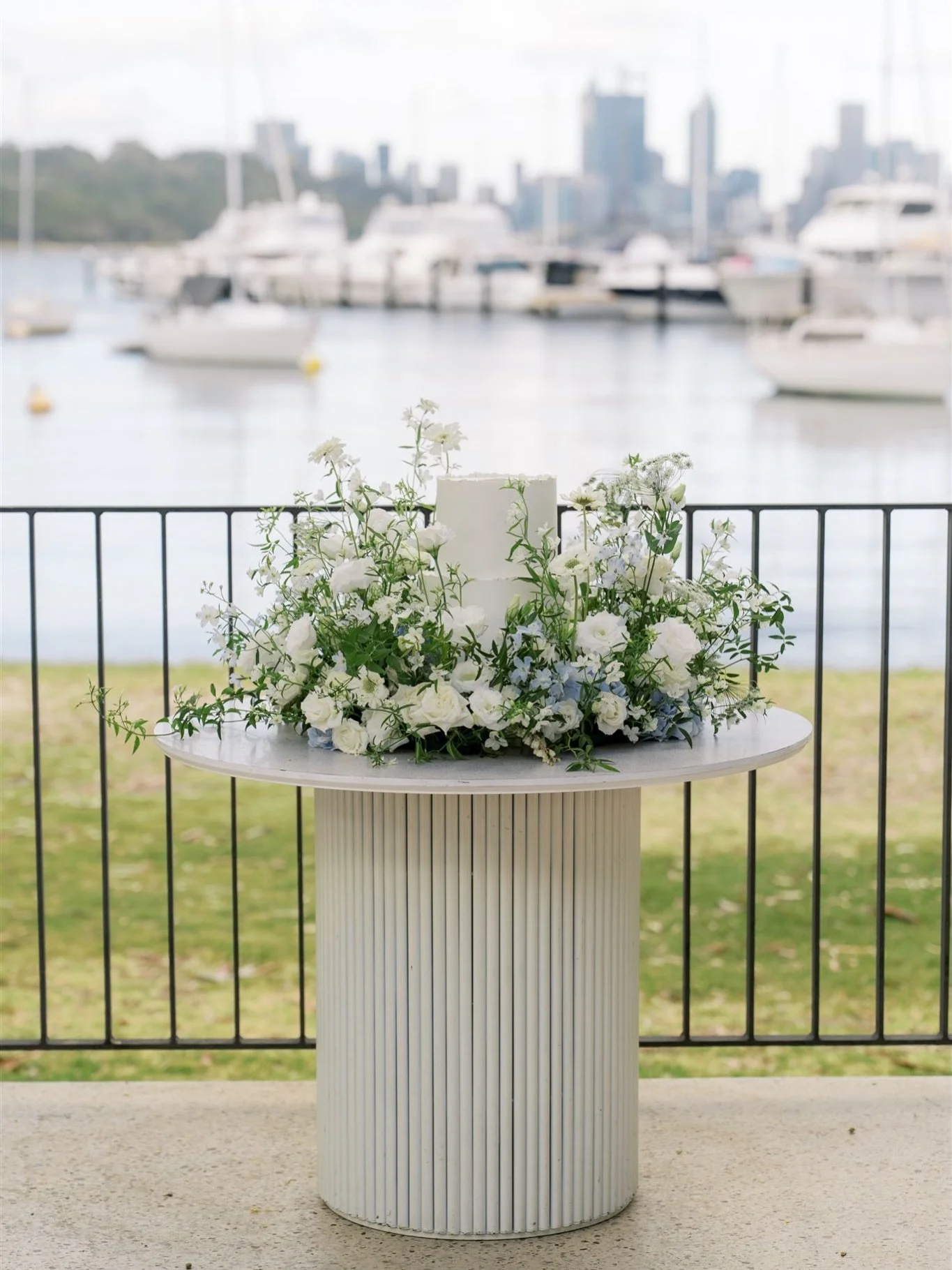 J &amp; B 🤍✨
What a beautiful couple. We absolutely loved meeting these two and planning their cake a full year in advance 🥹✨ 
Flavours of Orange, Passionfruit &amp; Elderflower, one of our most loved combinations, finished with delicate silver-lea