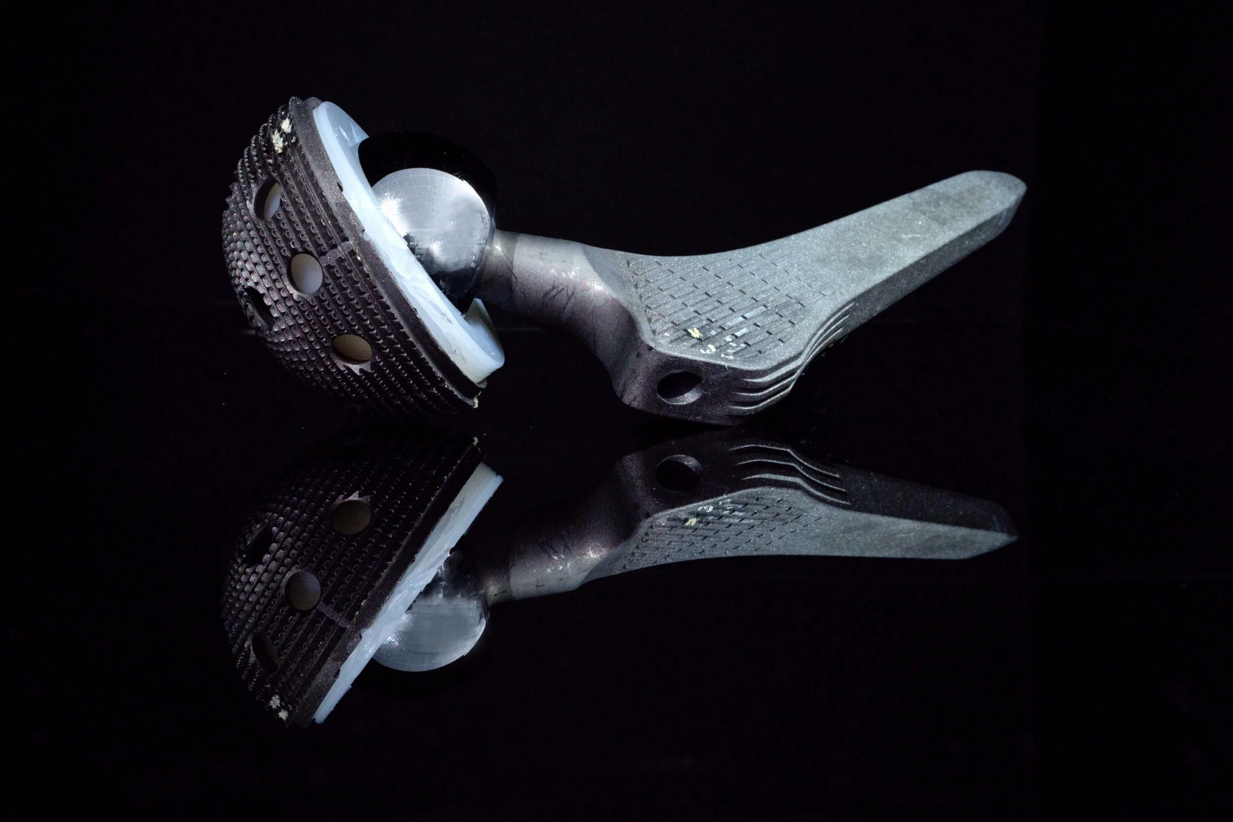 Endoproteza znamke Alloclassic Varial Zimmer s ponvico Allofit Zimmer, Foto: Matej Povše