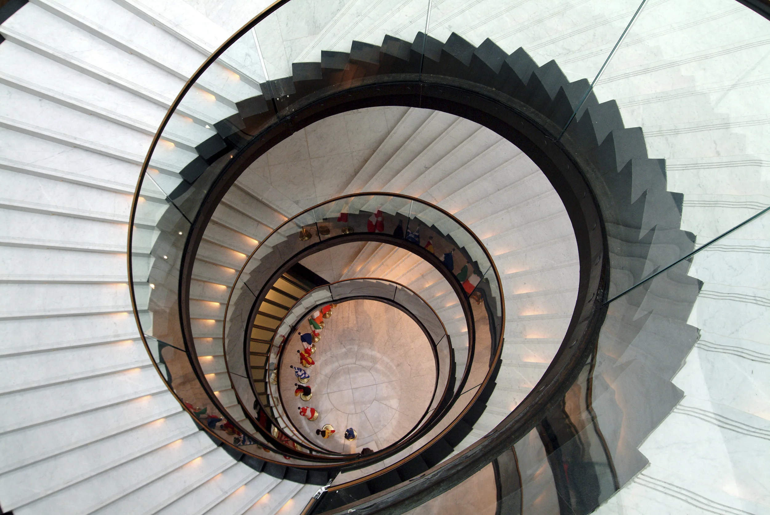  Stopnišče parlamentarnega poslopja v Strasbourgu. Foto: © European Union - EP © Architecte : Architecture Studio 