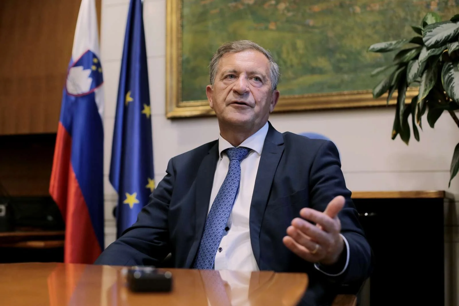 Minister Karl Erjavec. Foto Daniel Novakovič/STA