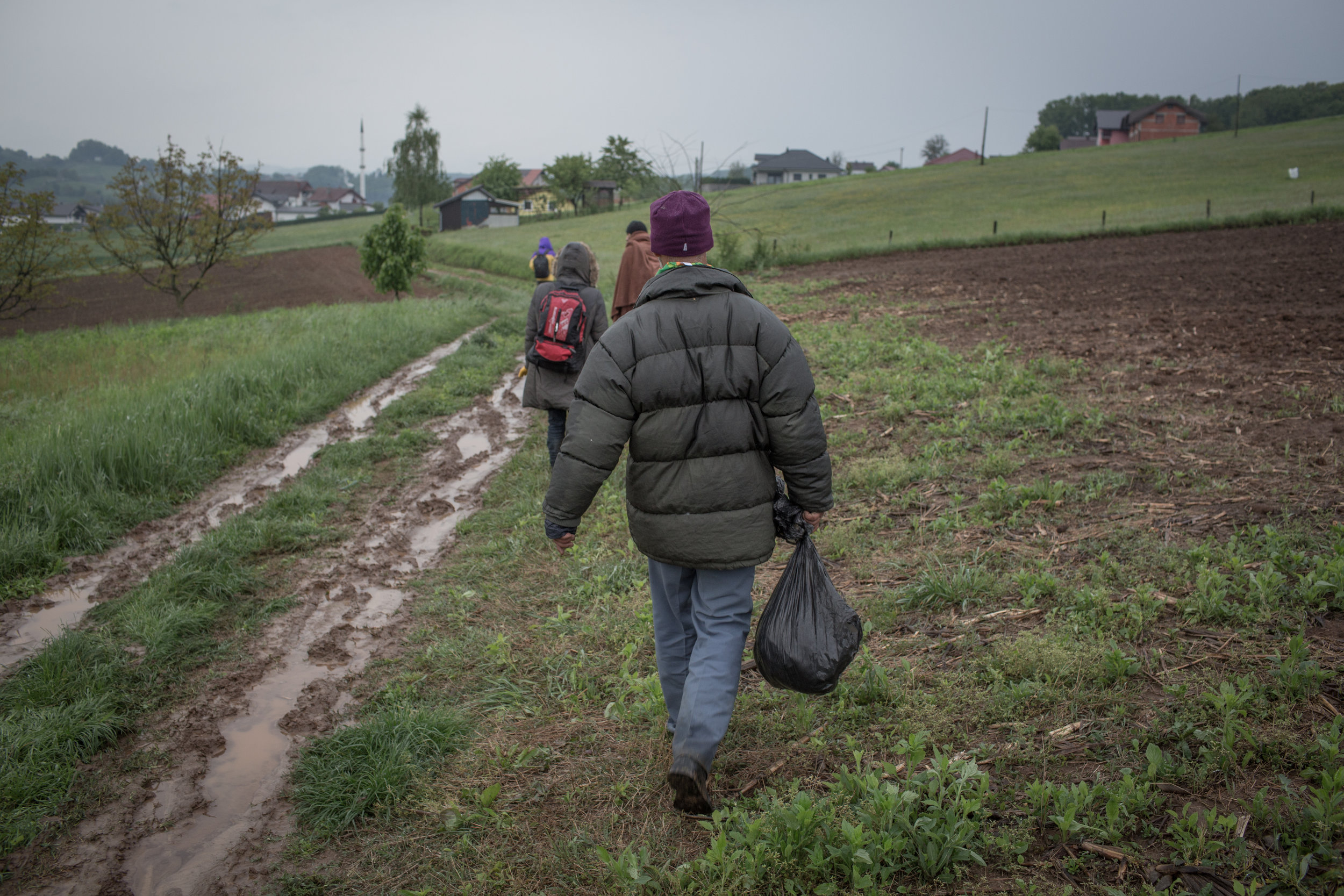  Finding a place to rest in Velika Kladuša after Croatian police returned them to BiH. 