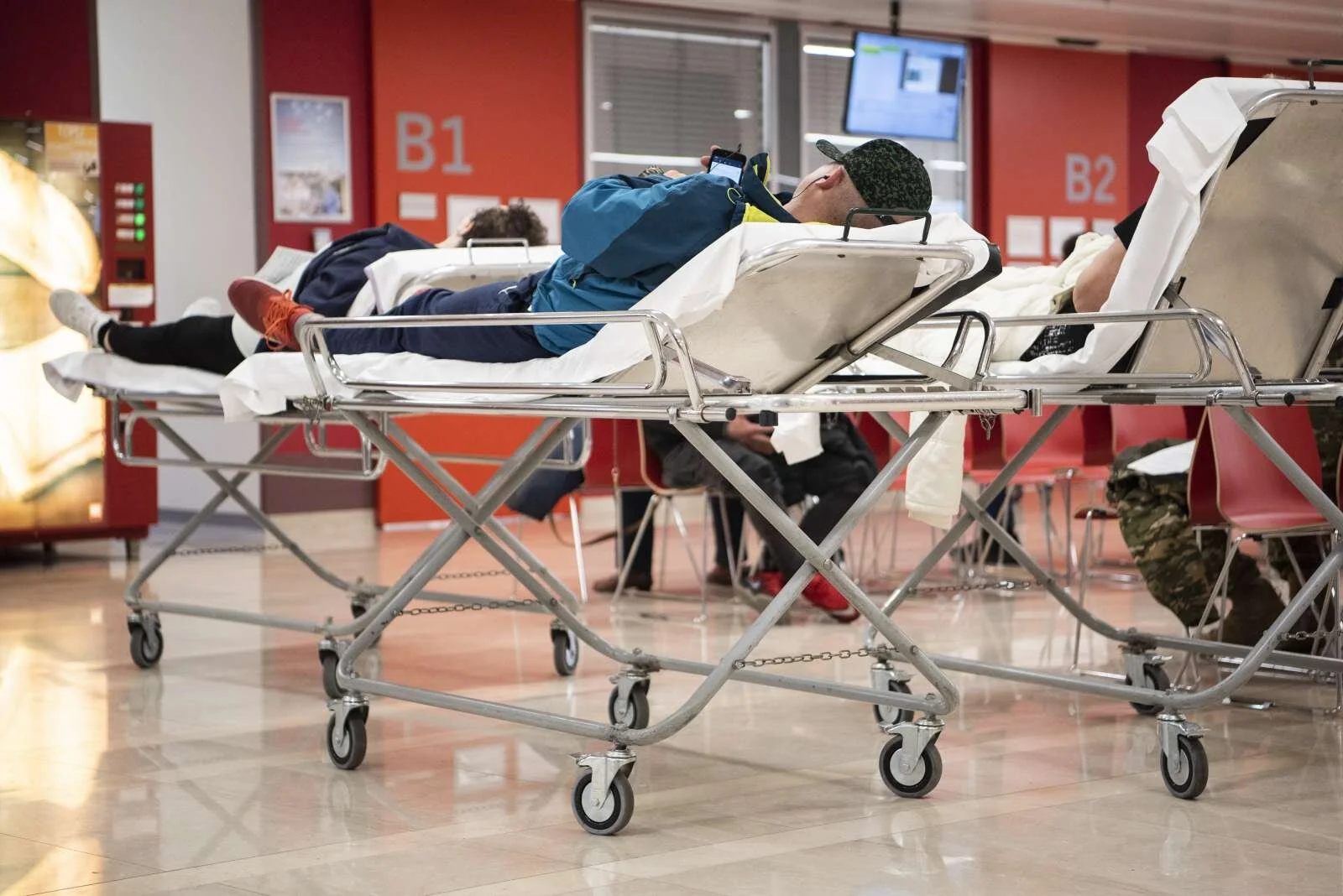  Po podatkih OECD vsak Slovenec zdravstveno blagajno stane 1470 evrov na leto. Foto: Bor Slana/STA 