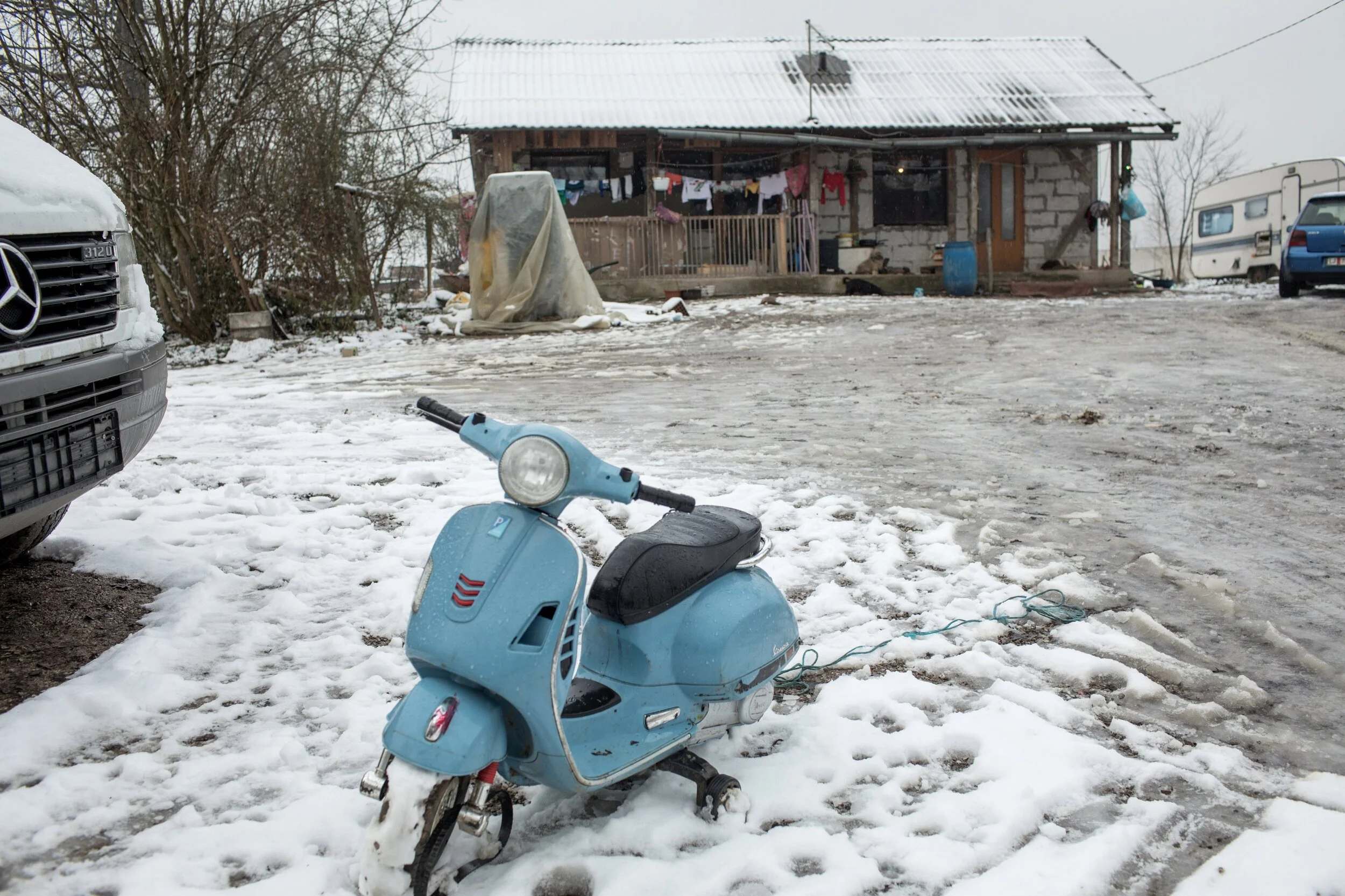  Kočevski romski svetnik Marjan Hudorovič je poudaril, da prizadevanja iniciative pri omejevanju kriminala v občini podpirajo. Foto: Matej Povše 