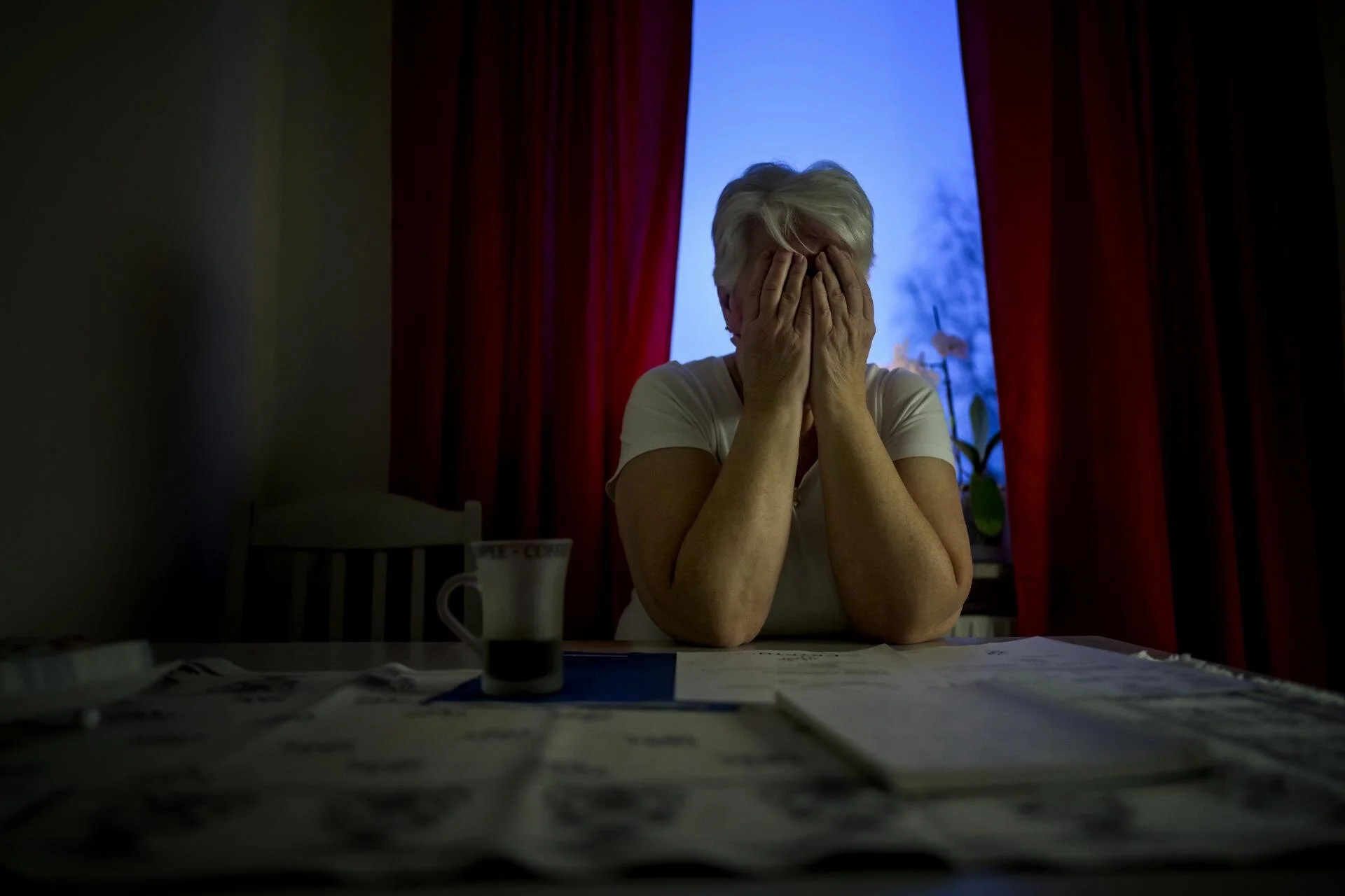 A 67-year-old Swedish woman targeted by Milton Group. She told journalists she had lost nearly everything she owned. Credit: Alexander Mahmoud/DN